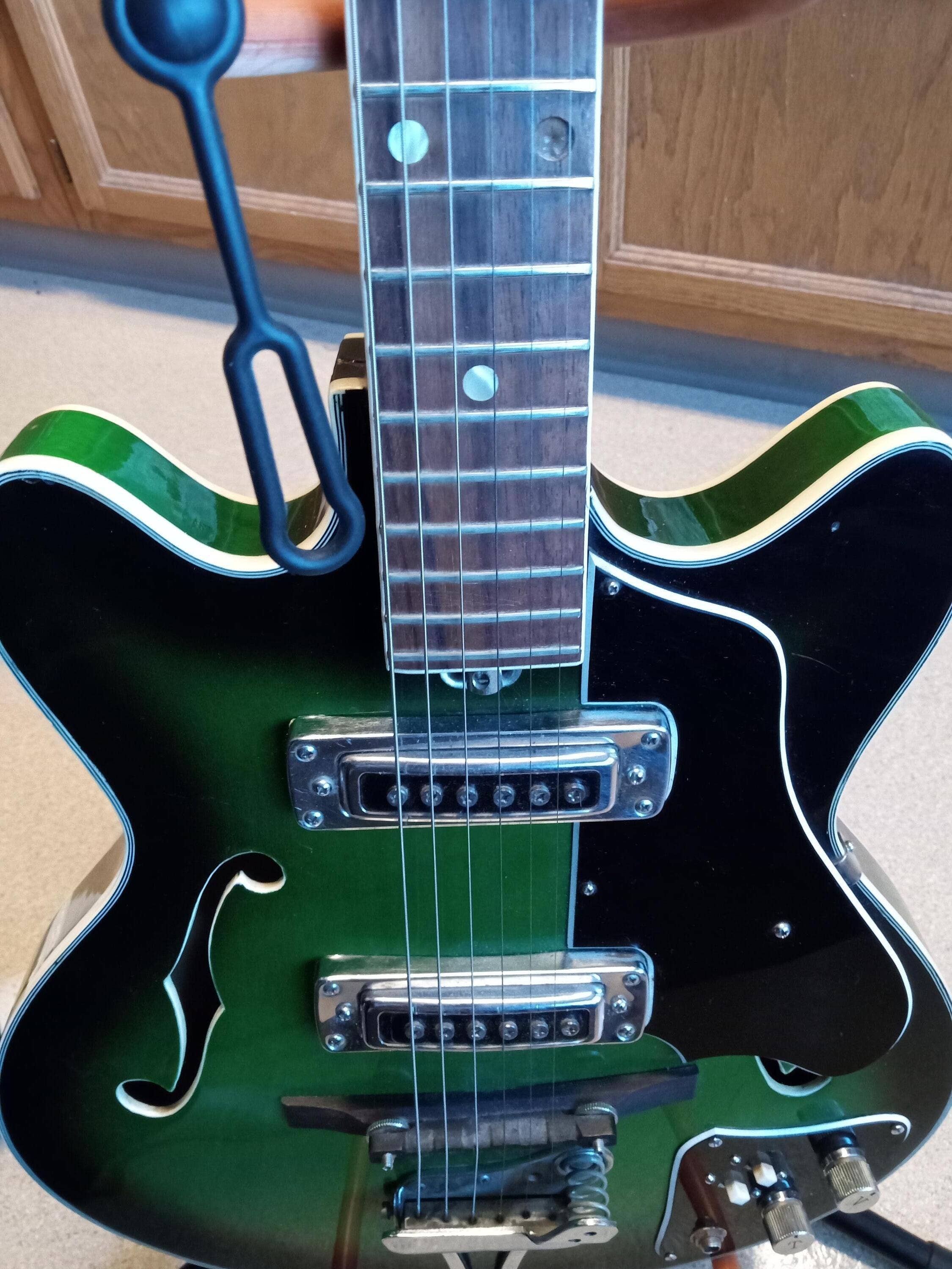 Used Decca hollowbody shortscale guitar Sweetwater Gear Exchange