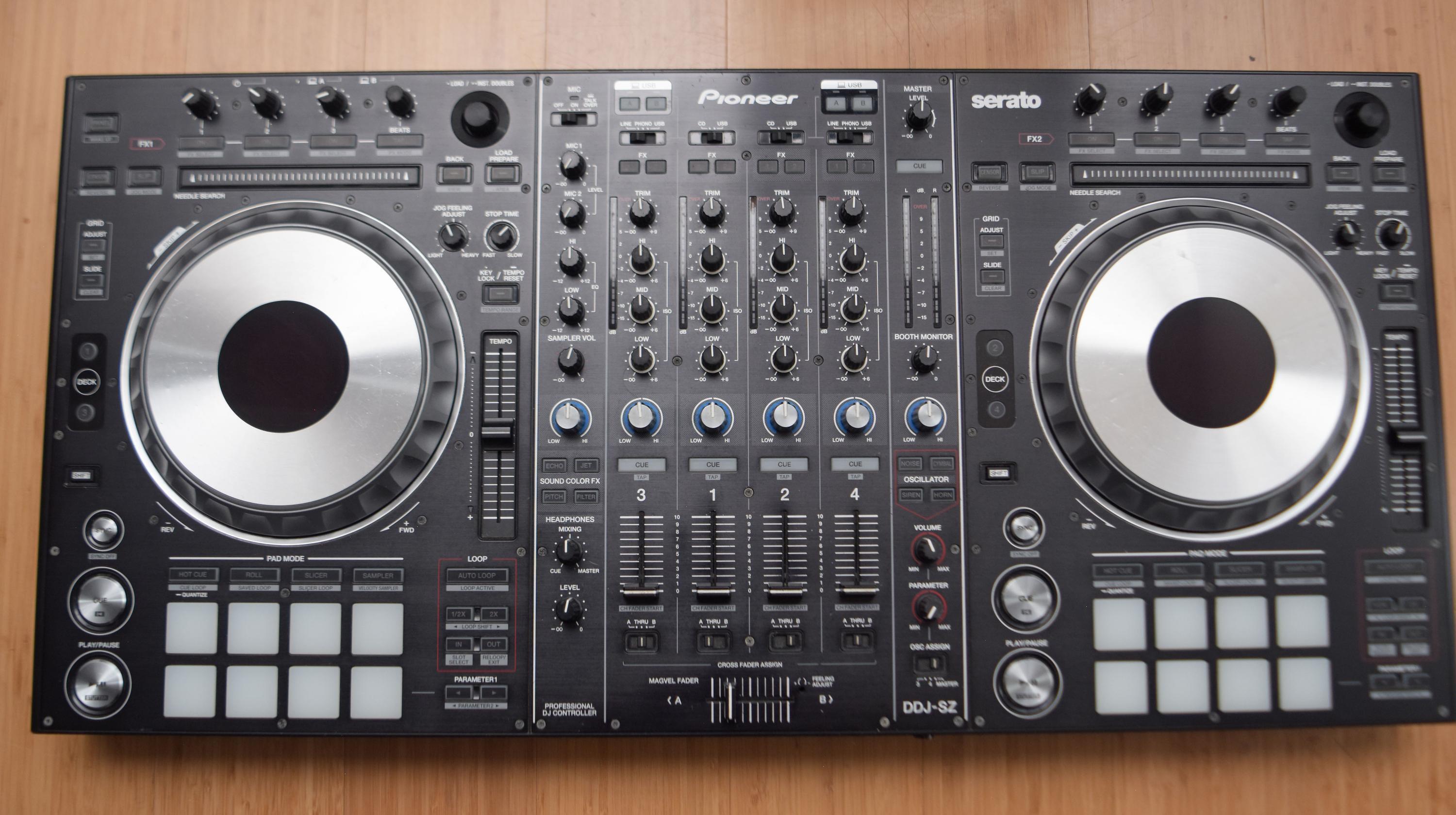 Used Pioneer DJ DDJ-SZ 4-deck - Sweetwater's Gear Exchange