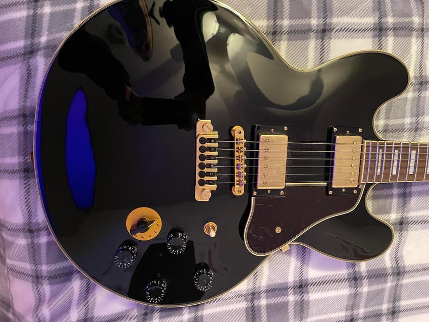 Used Epiphone B.B. King Lucille Semihollowbody Electric Guitar Black