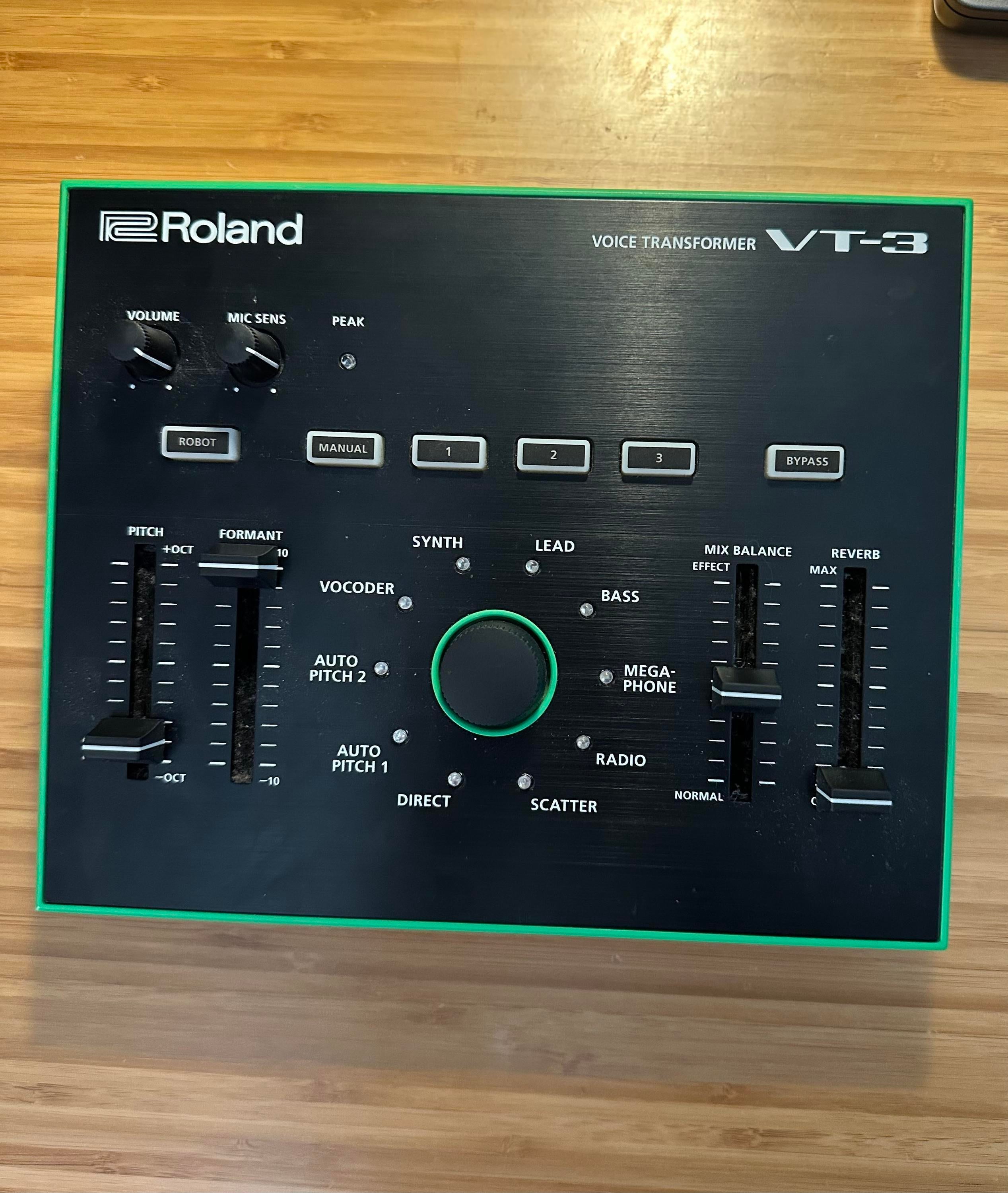 Used Roland VT-3 Voice Transformer - Sweetwater's Gear Exchange