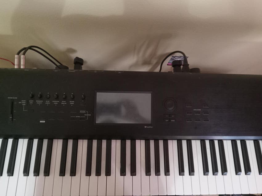 Used Nautilus 88 88key Synthesizer Workstation Sweetwater's