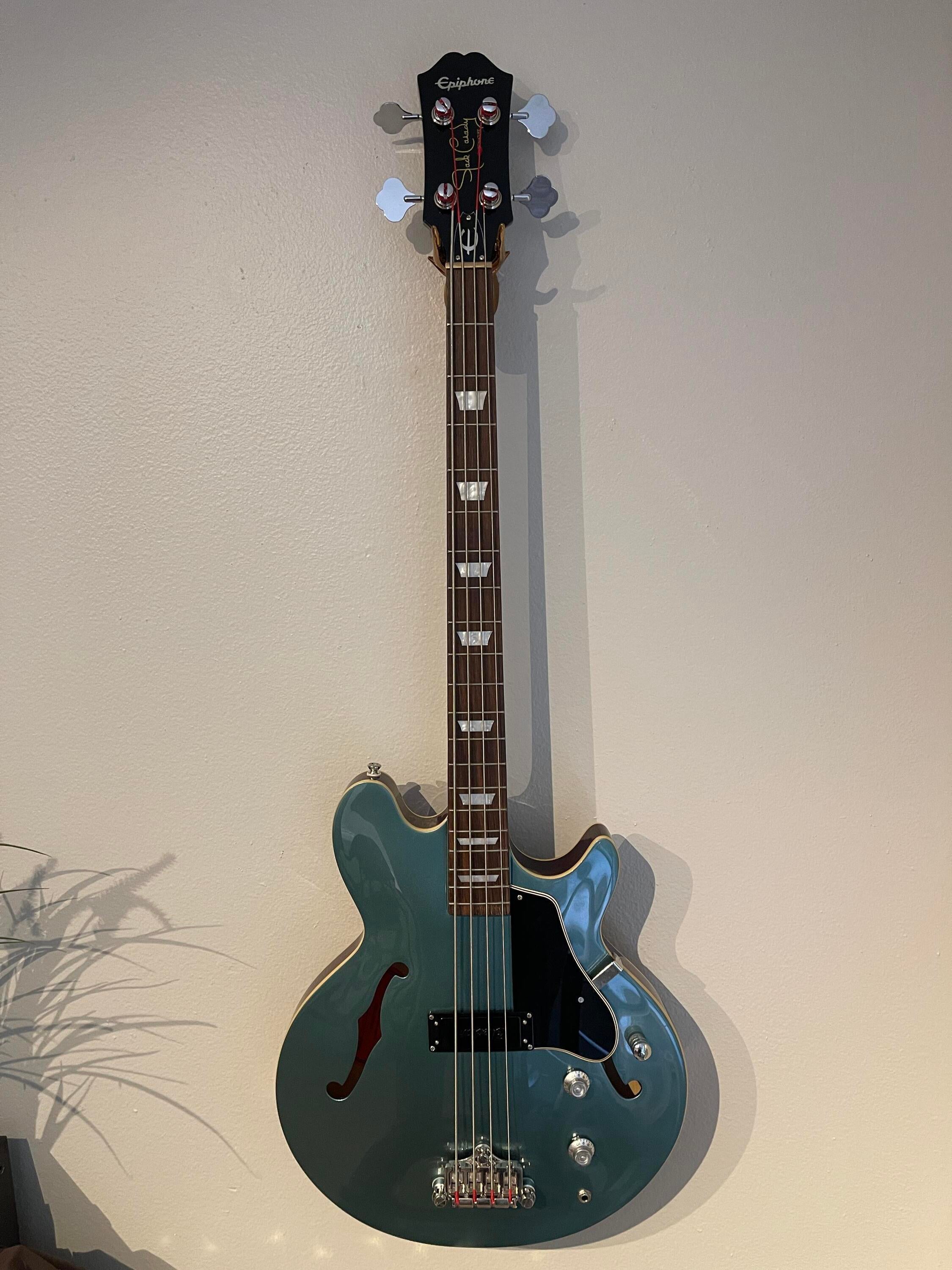 Used Epiphone Jack Casady Signature Bass - - Sweetwater's Gear