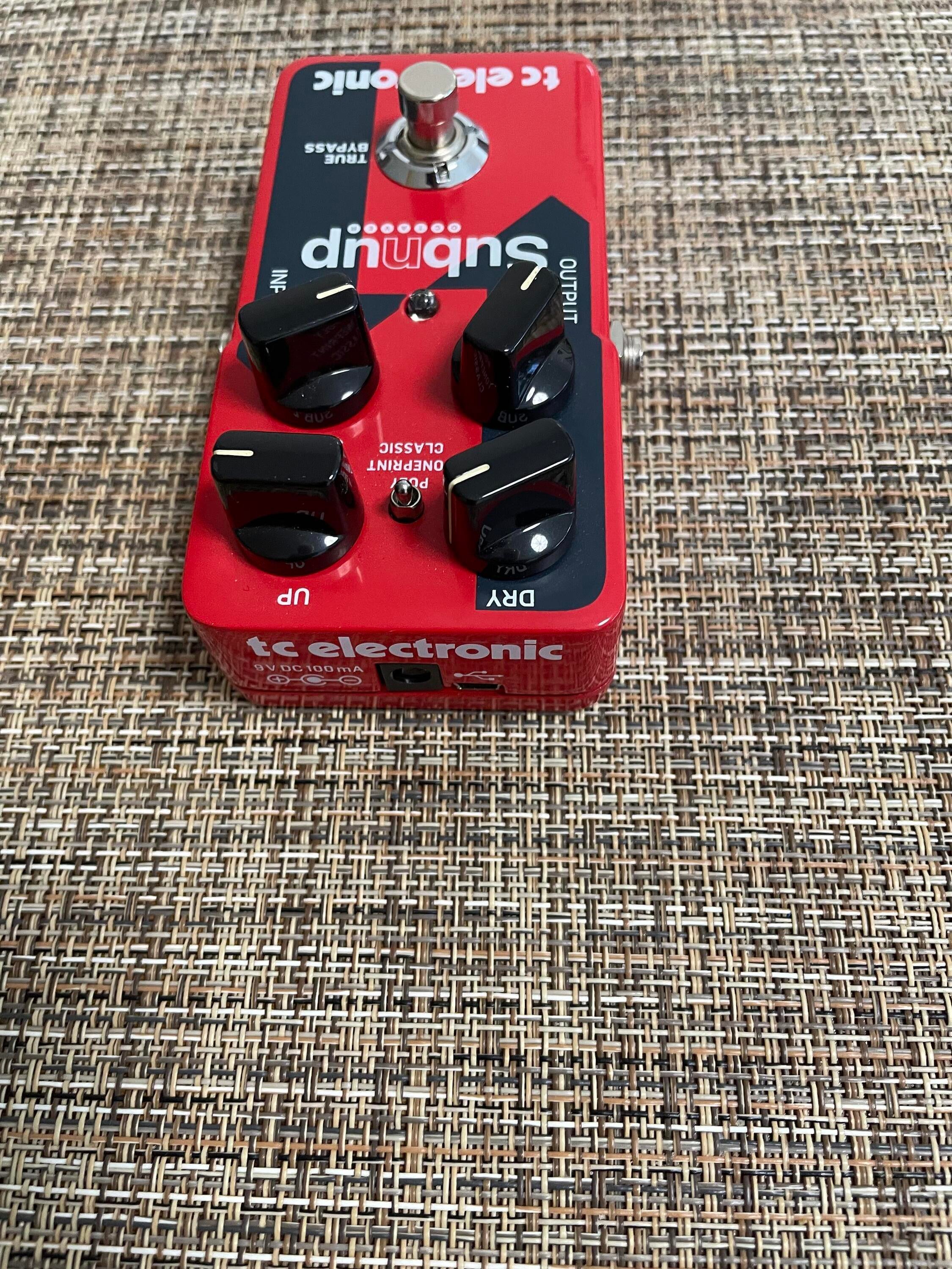 tc electronic Sub'n'Up オクターバーペダル Amazon.com: TC Electronic SUB 'N' UP OCTAVER : Musical