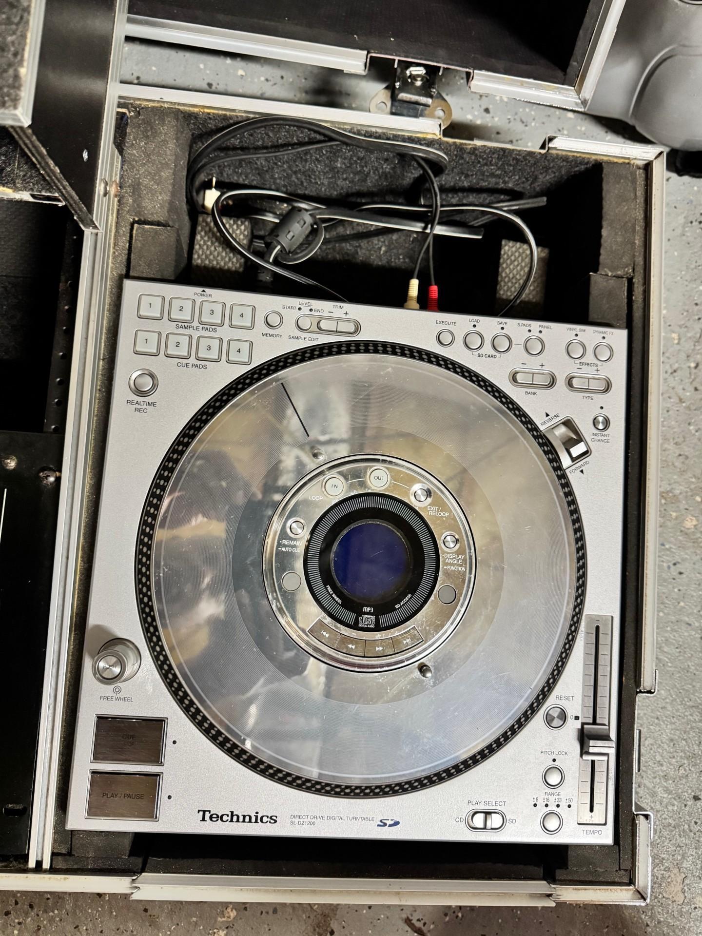Technics SL-DZ1200 Used Technics SL-DZ1200 Turntable 40107-S000154627
