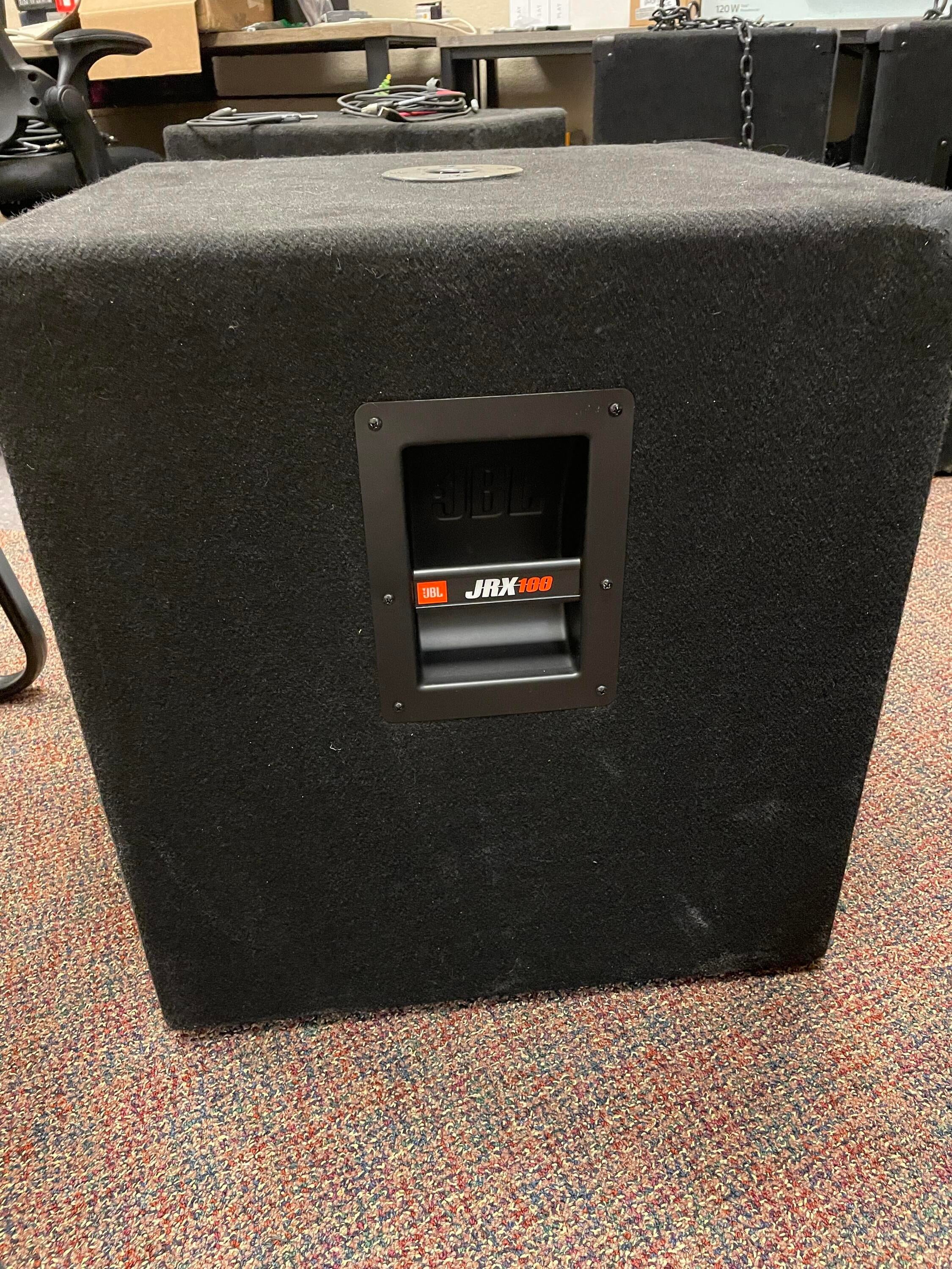 Used JBL JRX118S - Sweetwater's Gear Exchange Used JBL JRX118S - Sweetwater's Gear Exchange