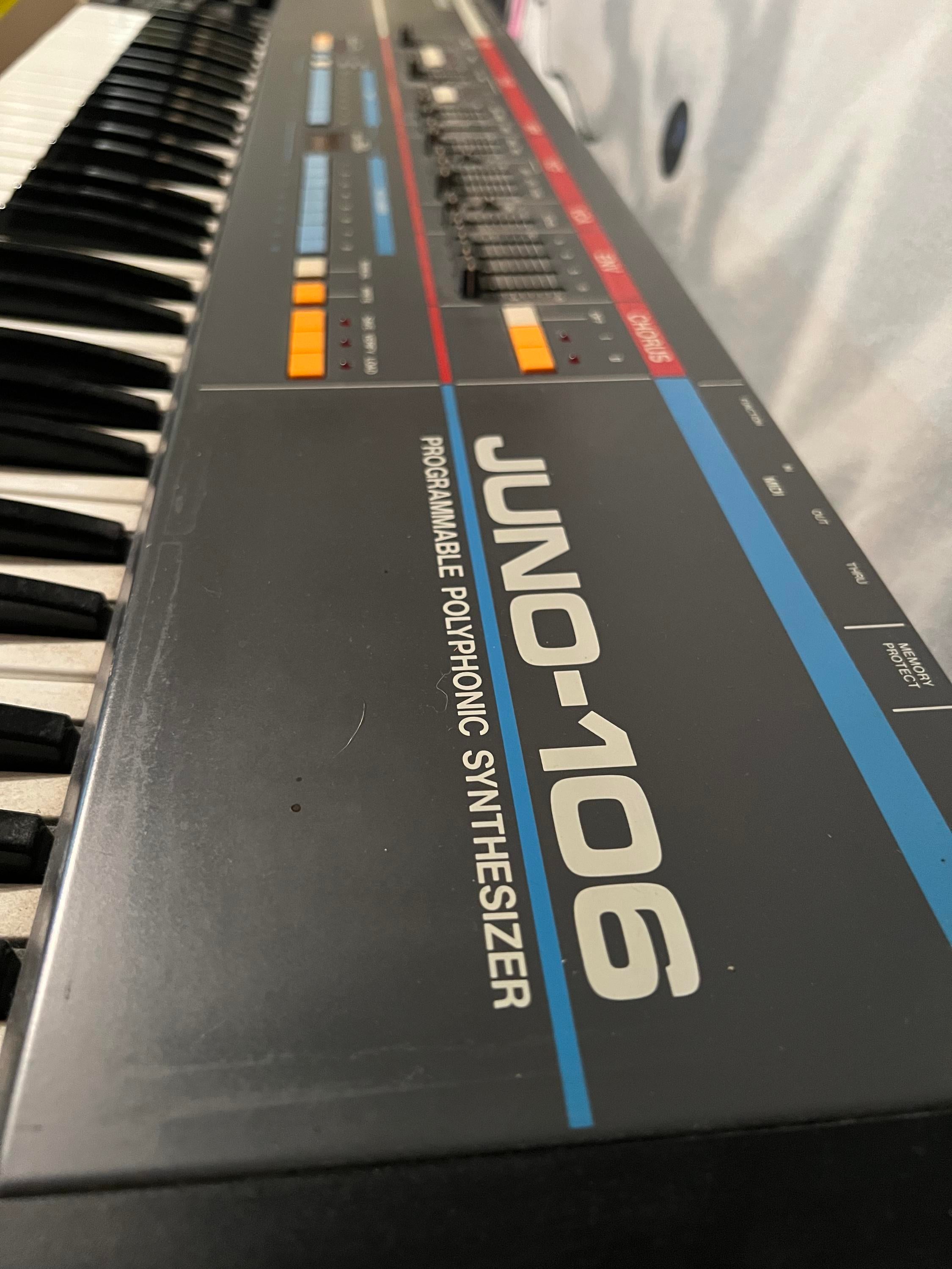 お買い得！】 JUNO-106 Roland ジャンク ROLAND JUNO-106【Junk