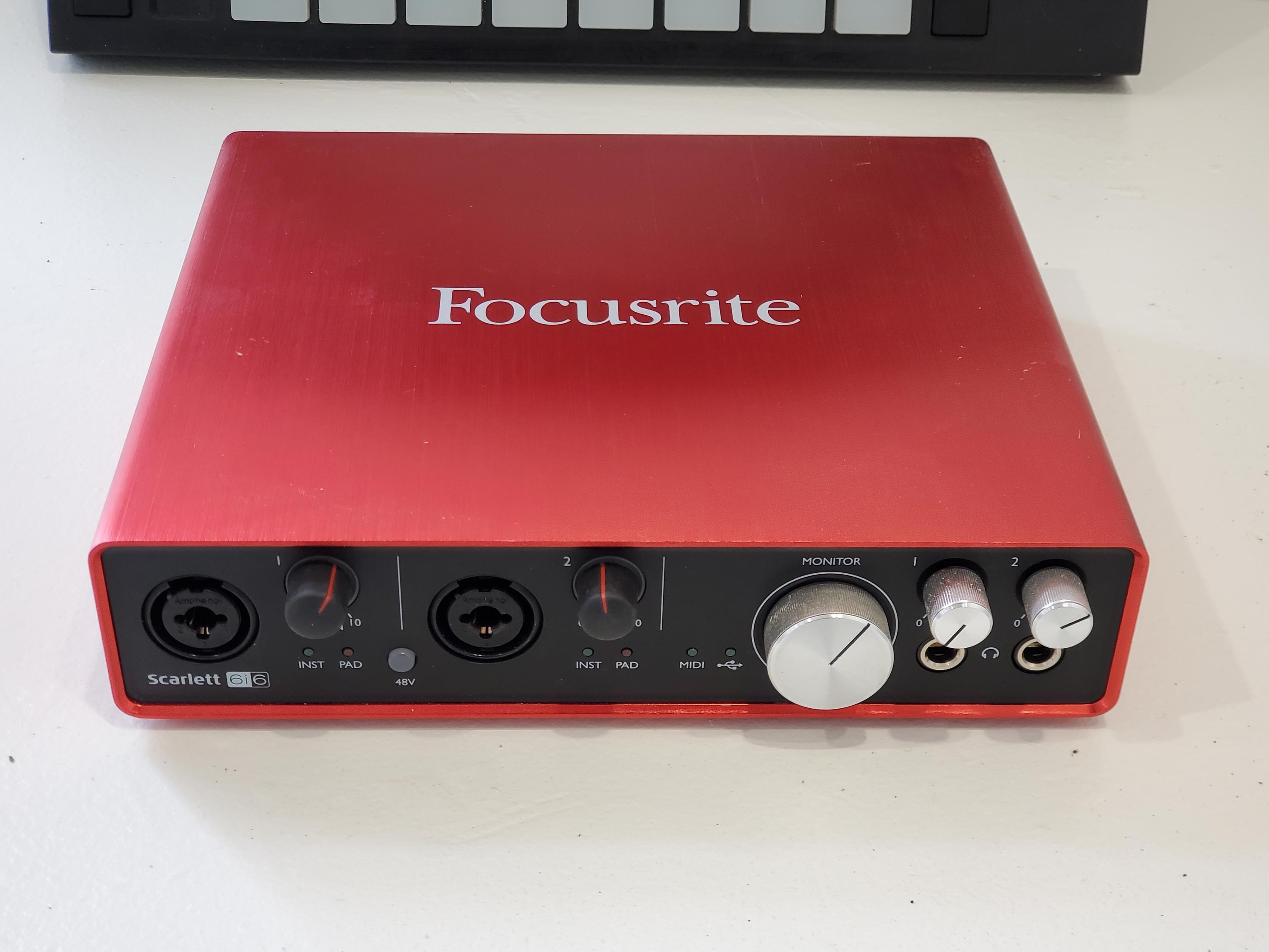 Used Focusrite Scarlett 6i6 2nd Gen USB - Sweetwater's Gear Exchange