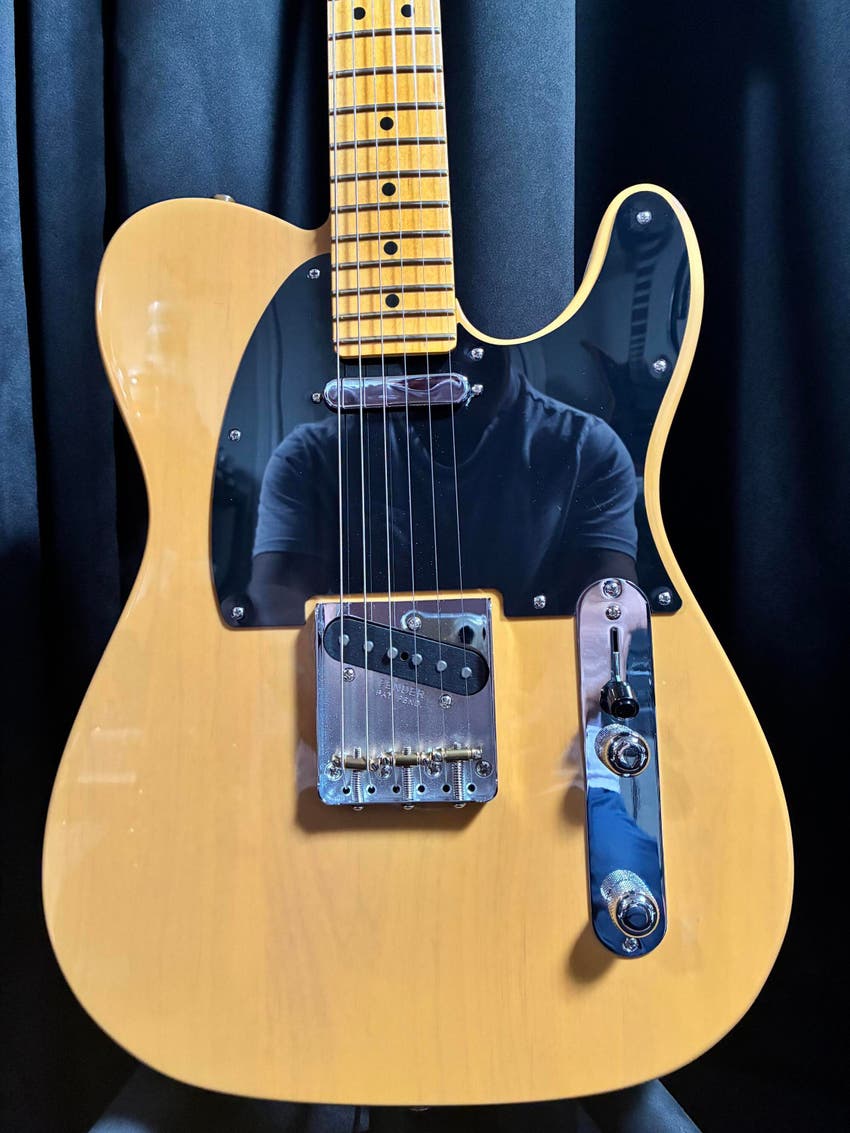 American Professional Classic Telecaster - Butterscotch Blonde