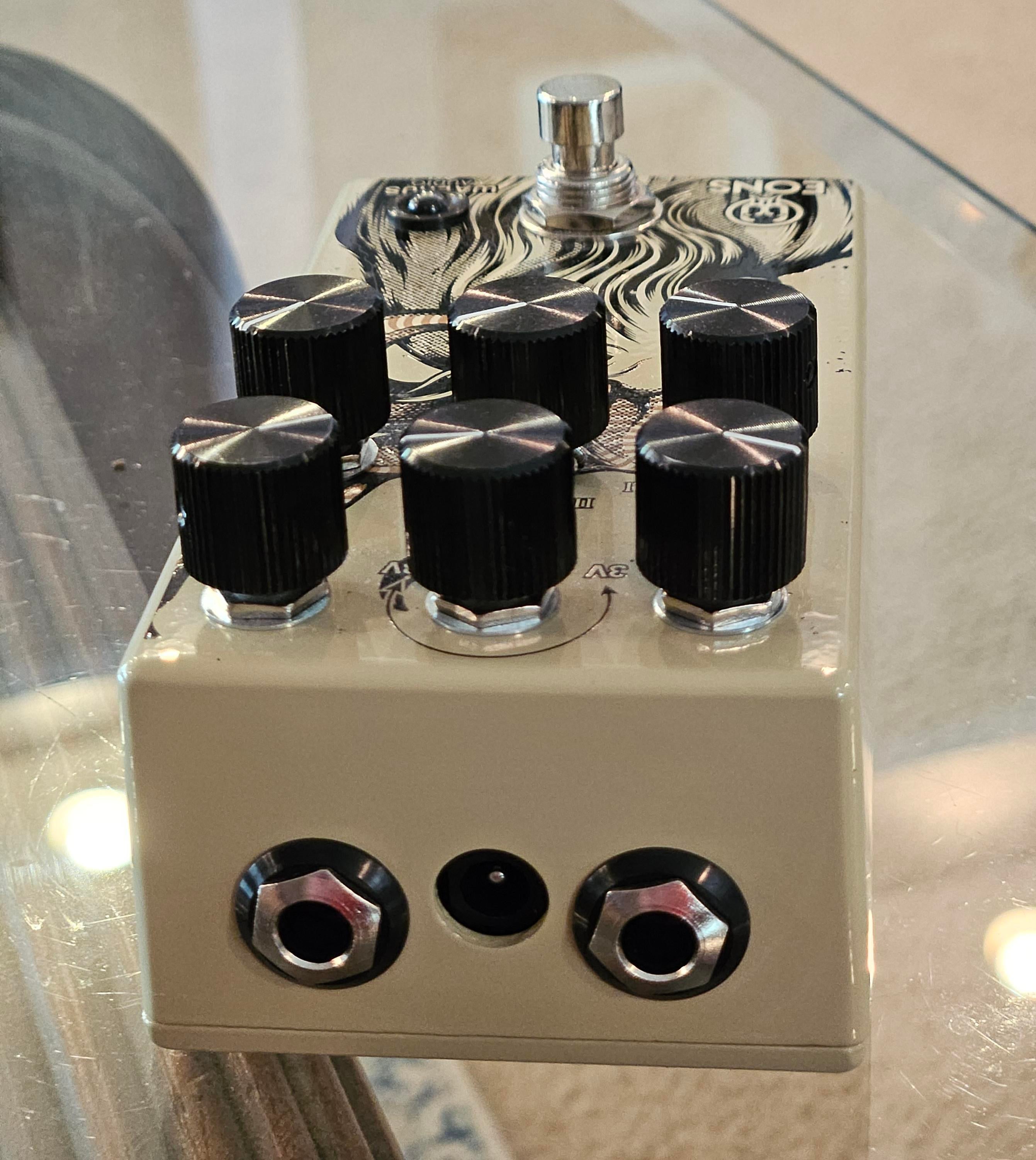WALRUS AUDIO EONS 5 STATE FUZZ(今年中値下げ) Eons Five-State Fuzz