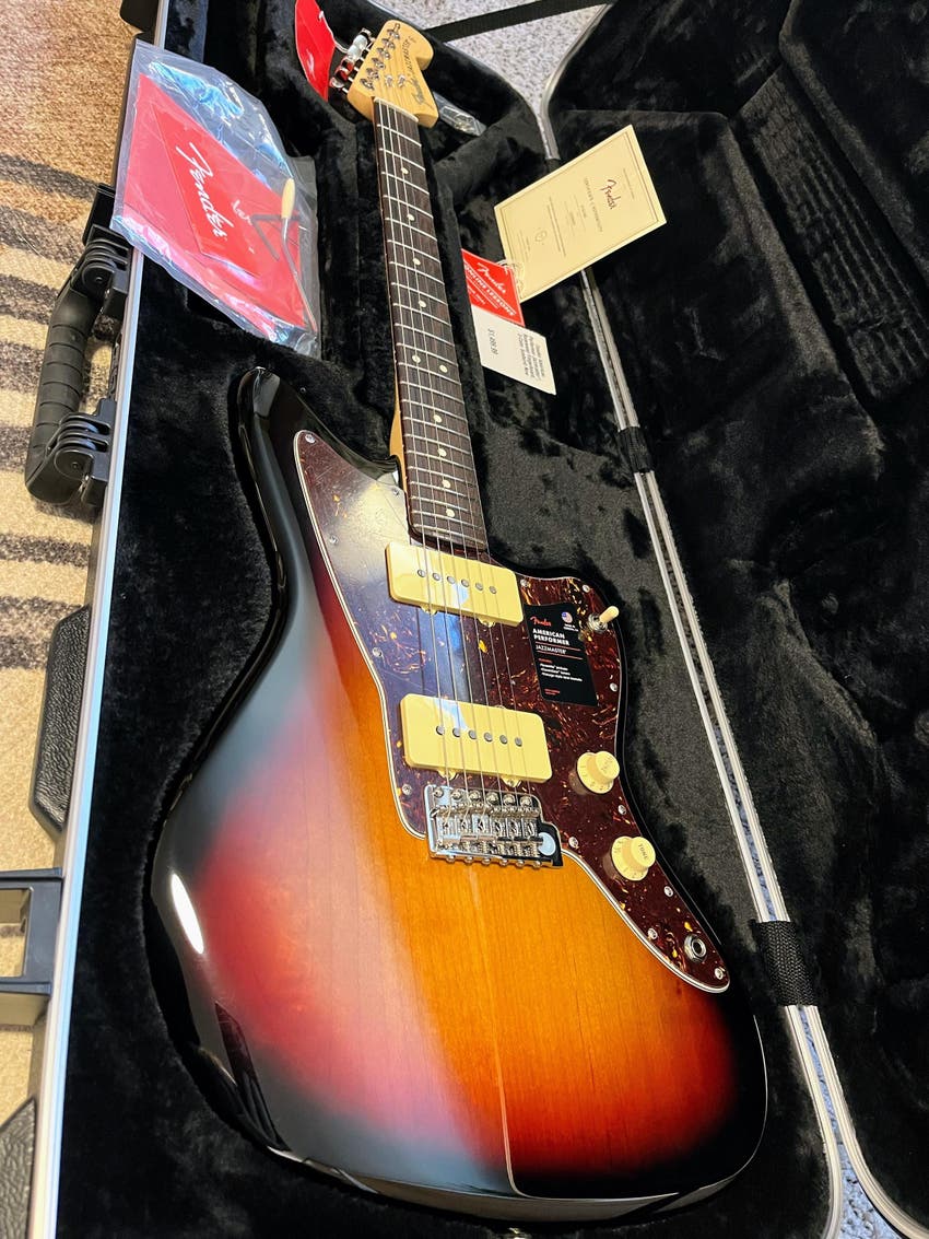 Used Fender American Performer Jazzmaster Sweetwater's Gear Exchange