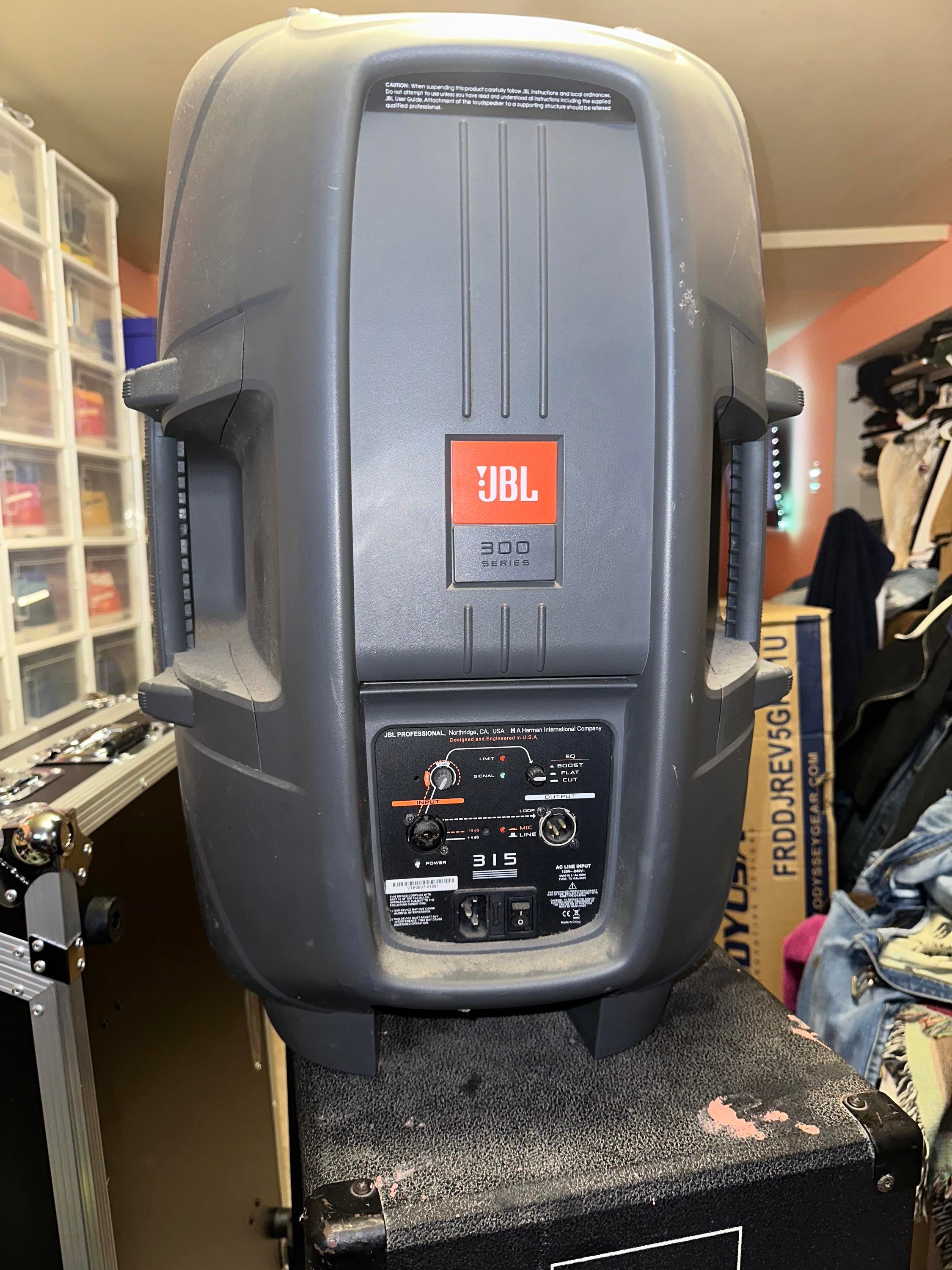 Jbl best sale eon 300