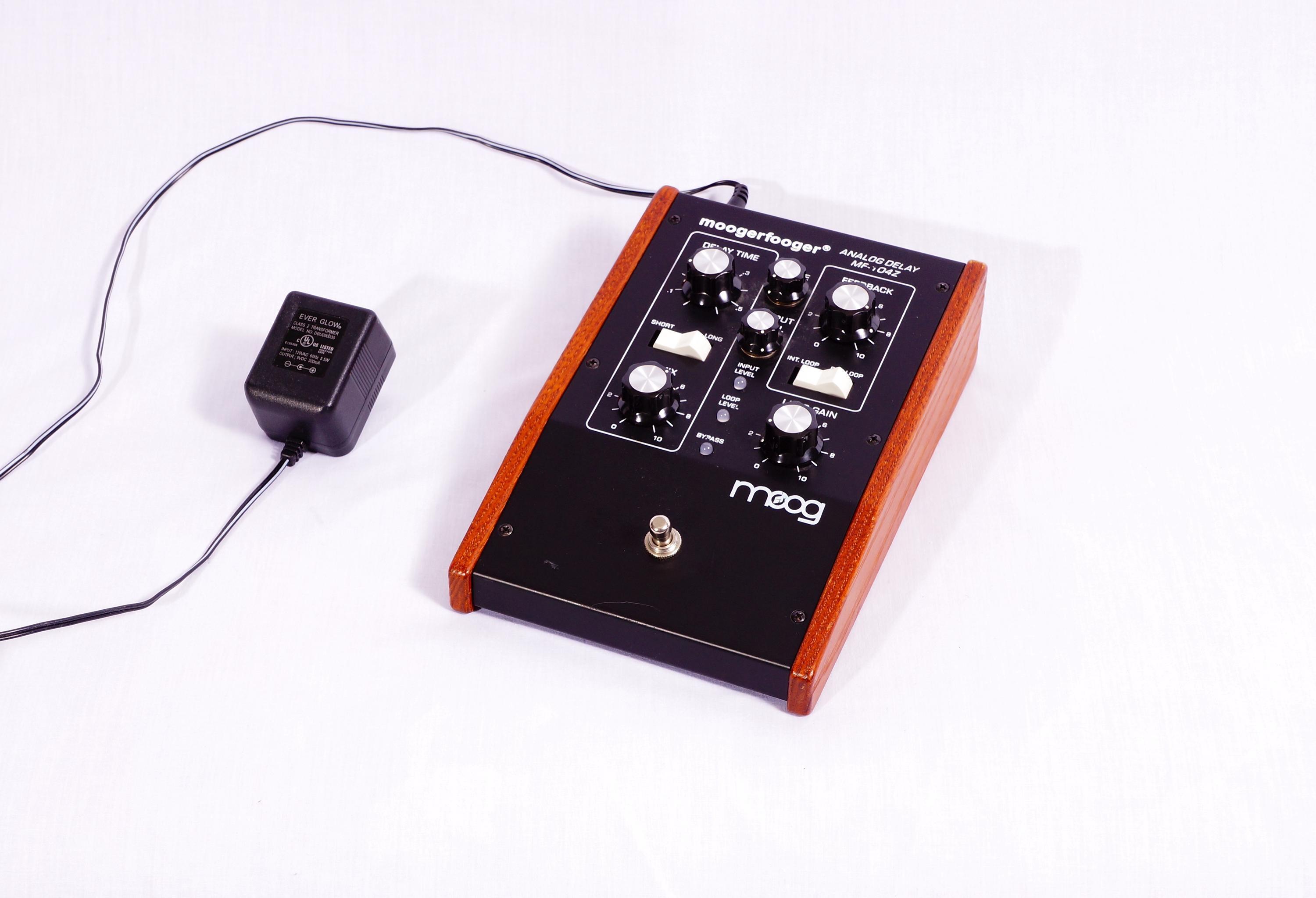 Used Moog Moogerfooger MF-104Z - Sweetwater's Gear Exchange