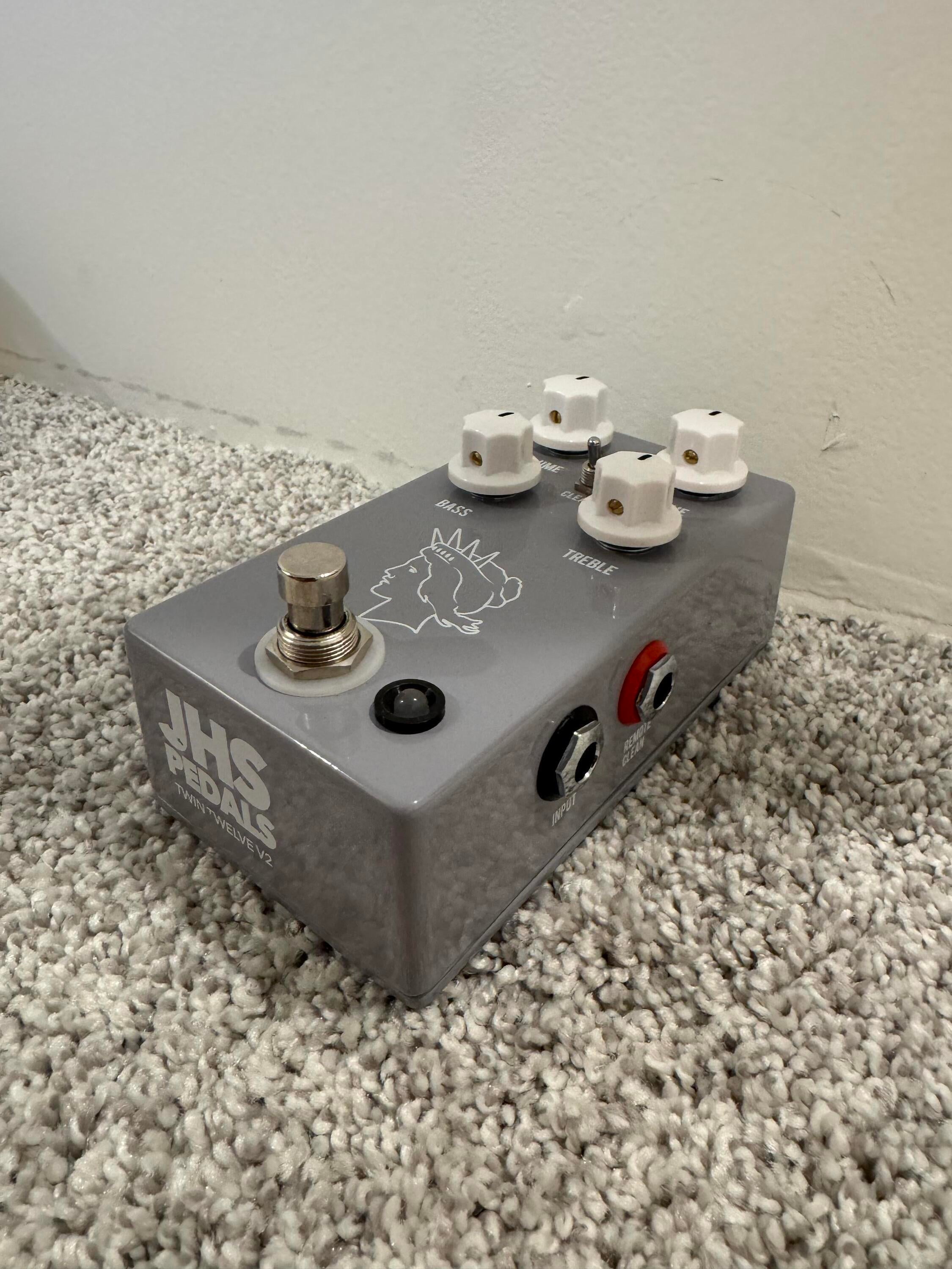 Used JHS Twin Twelve V2 Overdrive - Sweetwater's Gear Exchange