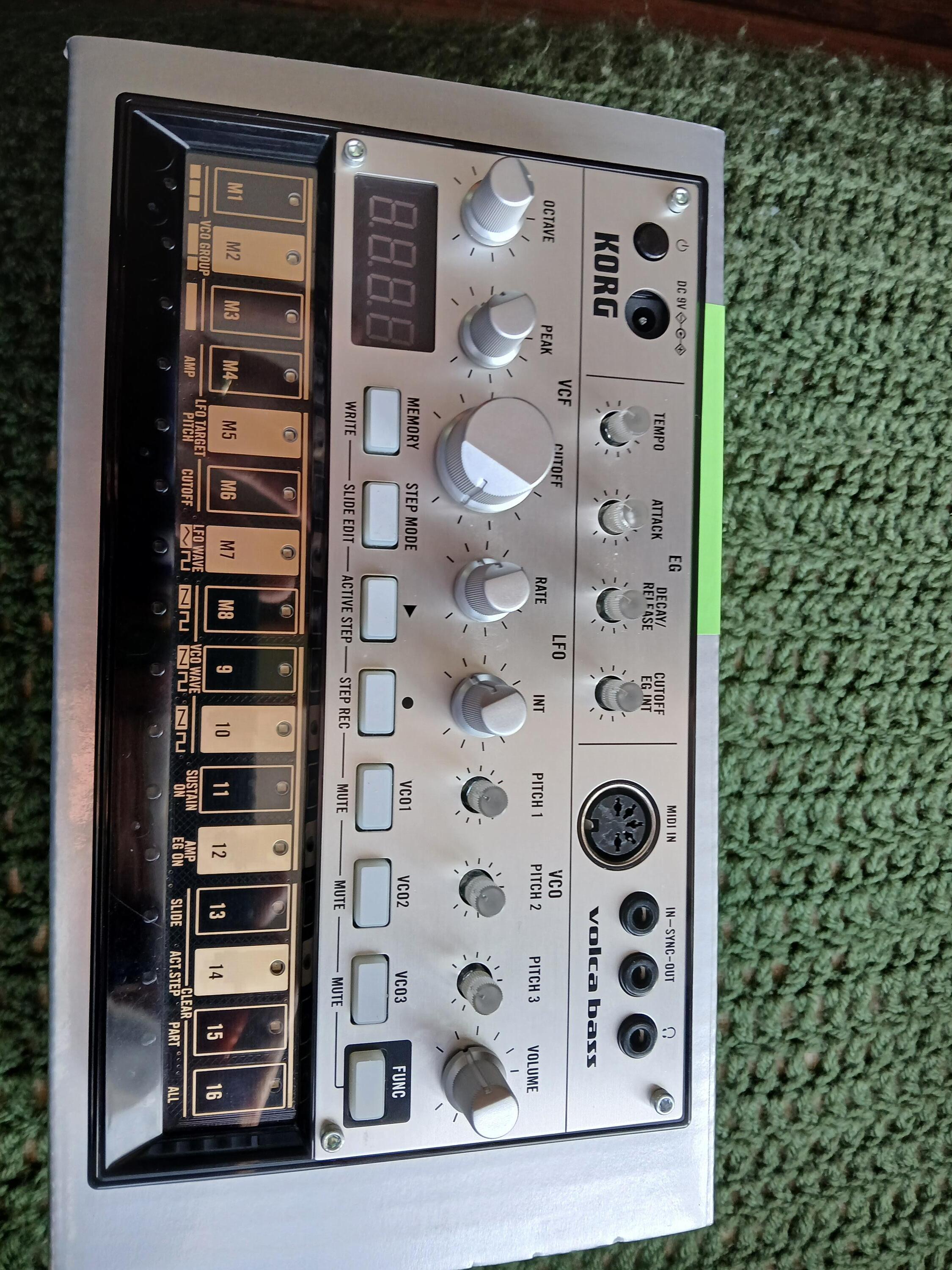 Used Korg Volca Bass Analog Bass - Sweetwater's Gear Exchange