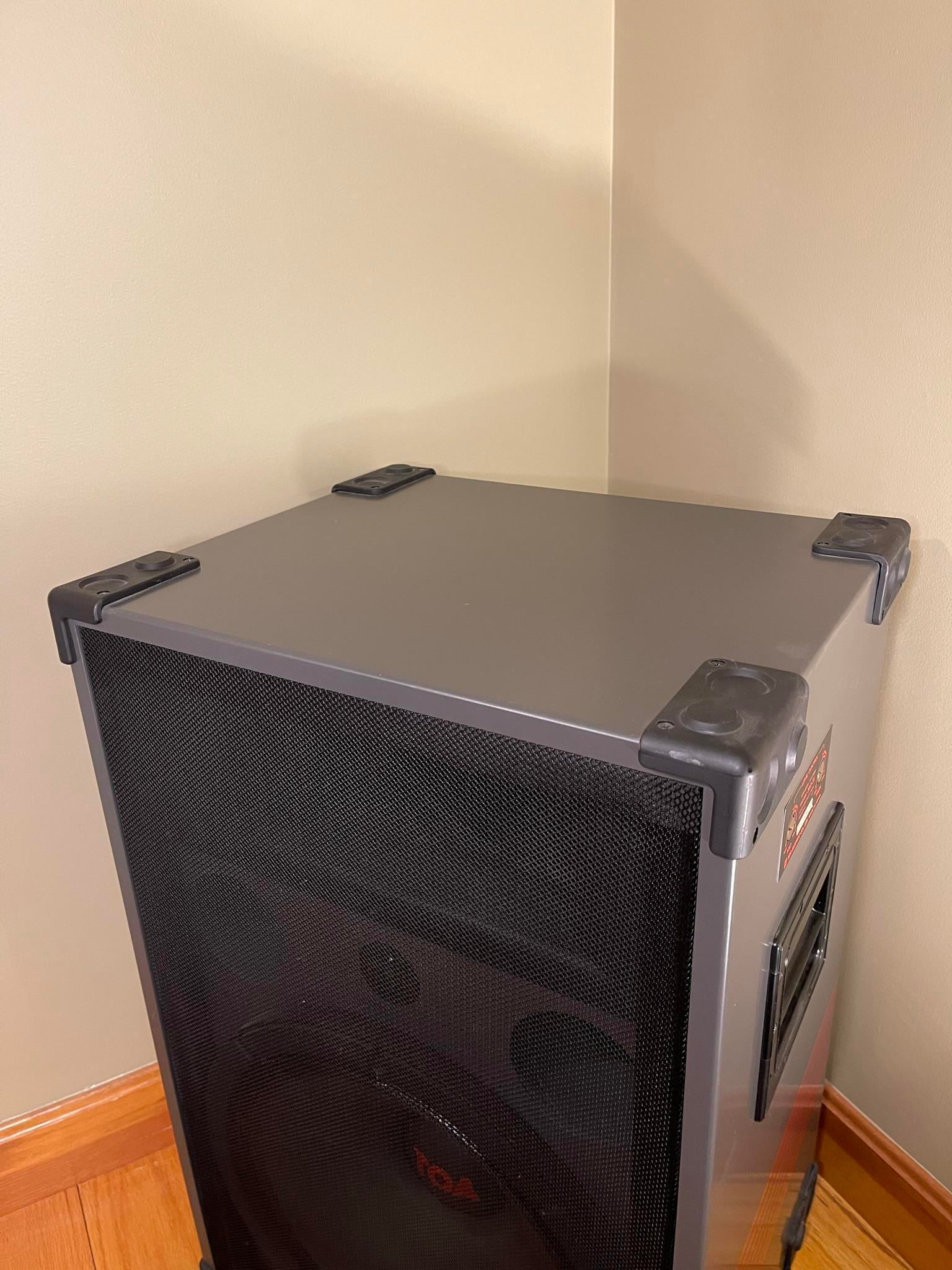 Used TOA 380 SE Speaker - Sweetwater's Gear Exchange Used TOA 380 SE Speaker - Sweetwater's Gear Exchange