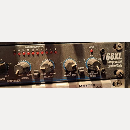Used DBX166XL - Dual Compressor-Limiter-Gate DBX166XL - Dual Compressor-Limiter-Gate