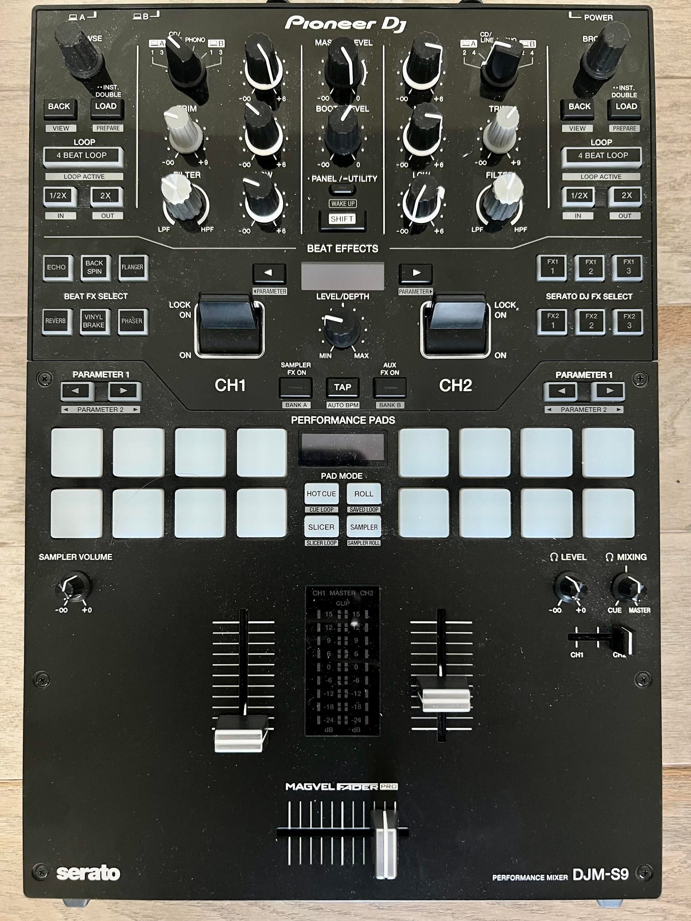 Pioneer DJM-S9 Performance Battle DJ Mixer Serato 2-Channel