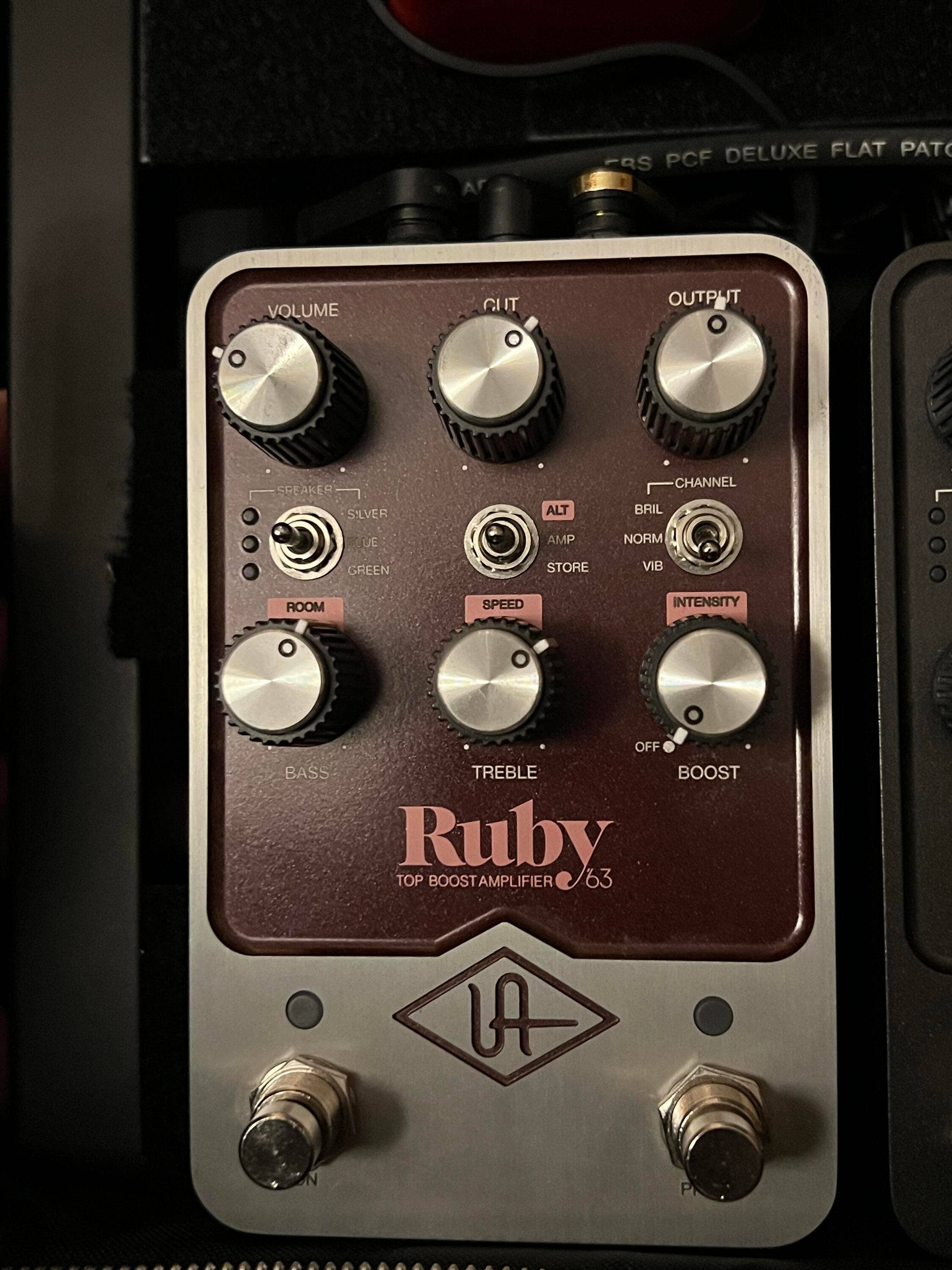 Used Universal Audio Ruby '63 Top Boost Amplifier Pedal | Sweetwater