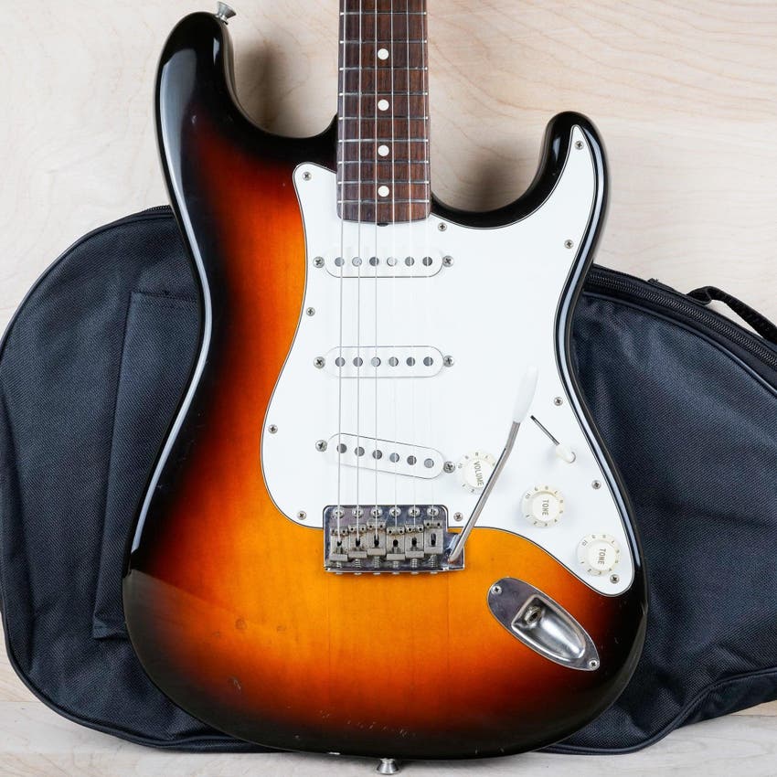 ST-62 Stratocaster '62 Reissue MIJ 1993 Sunburst Fujigen Japan w/ Bag