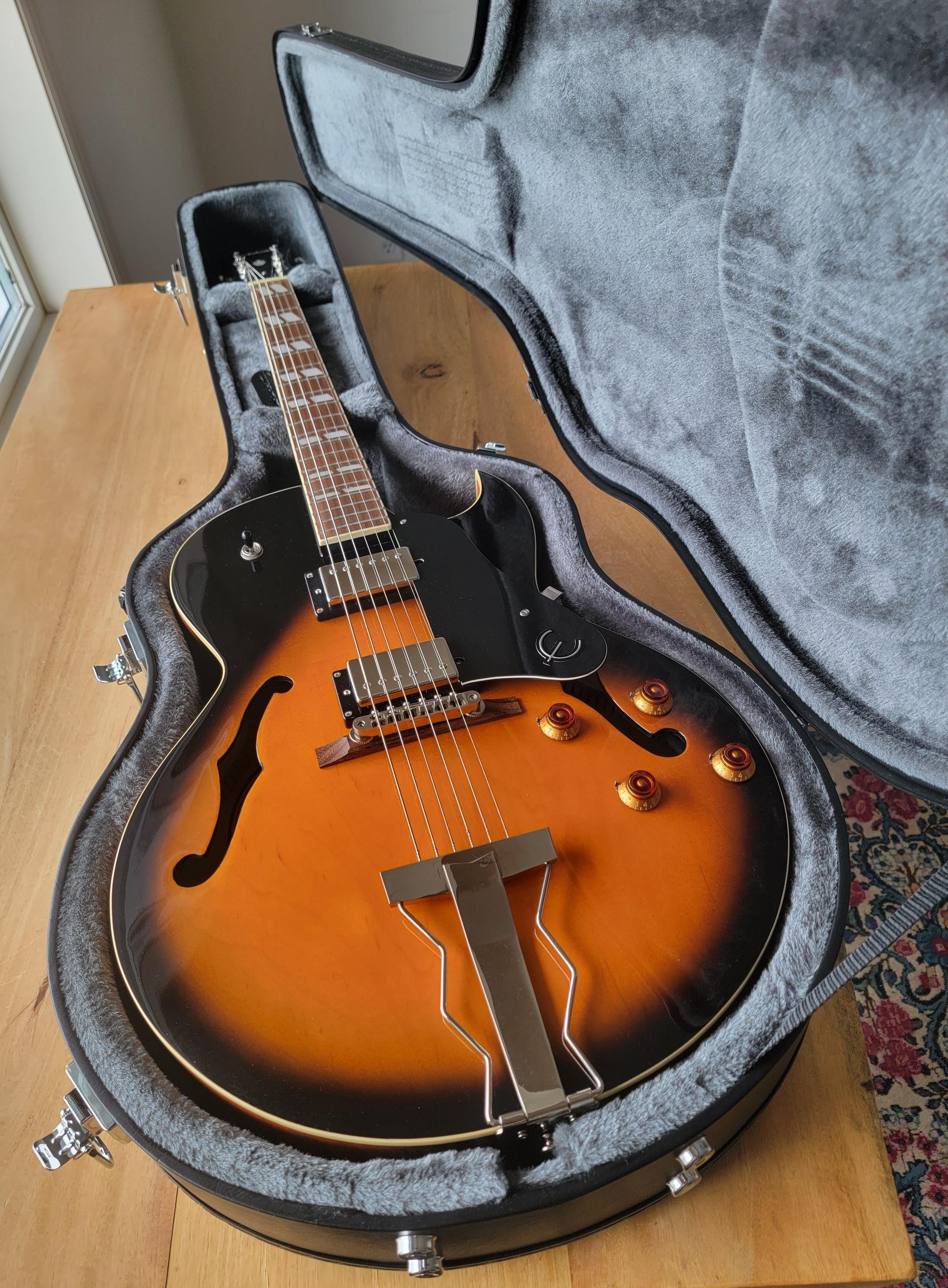 EPIPHONE エピフォン ES-175 VS サンバースト フルアコ Epiphone ES