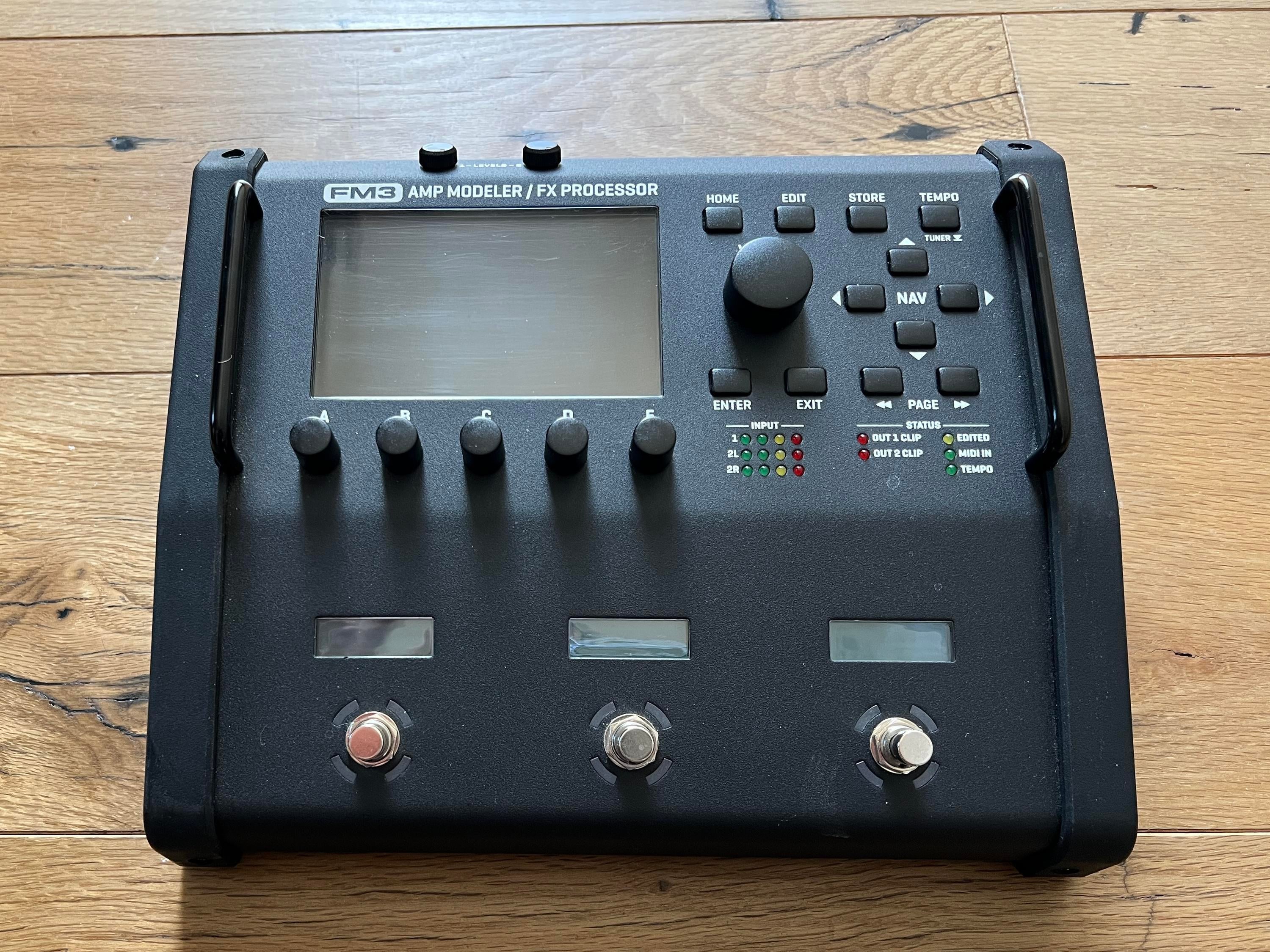 ８８４様　fractal FM3 FM3 Mk II Turbo – Amp Modeler – FX Processor – Fractal Audio