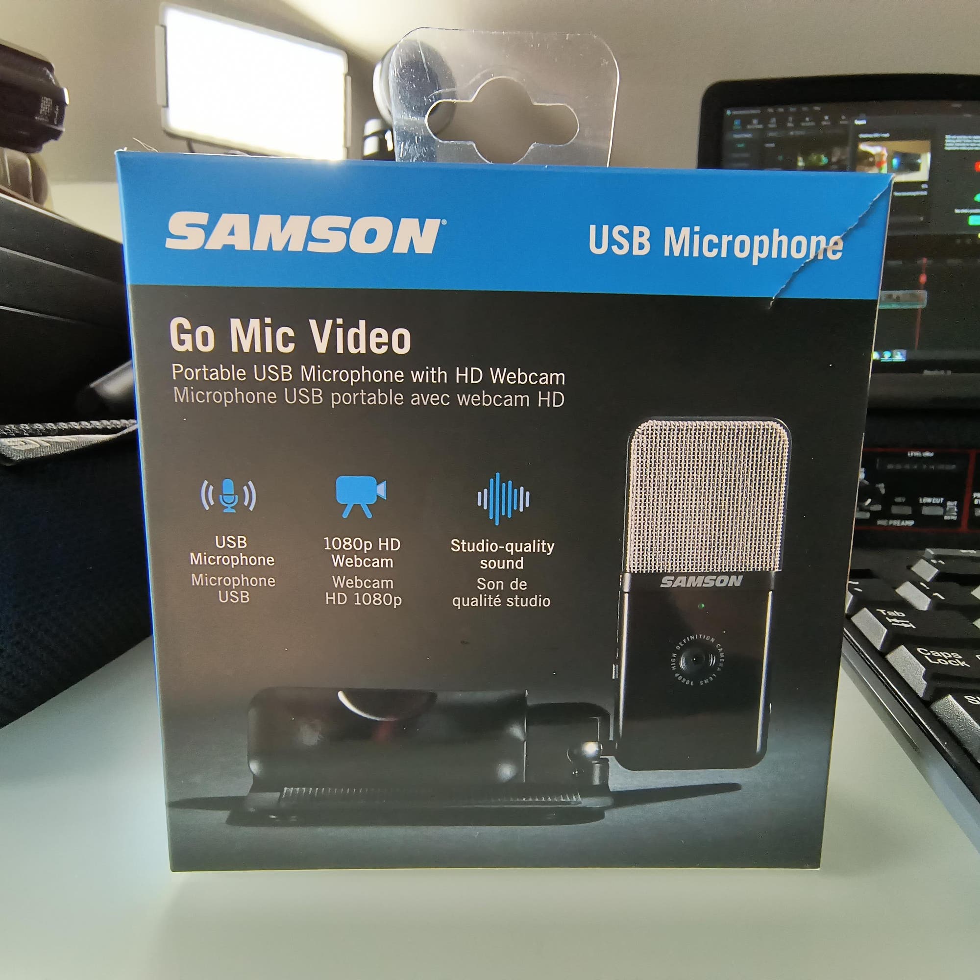 Samson Go Mic Video - Portable USB Microphone with HD Webcam