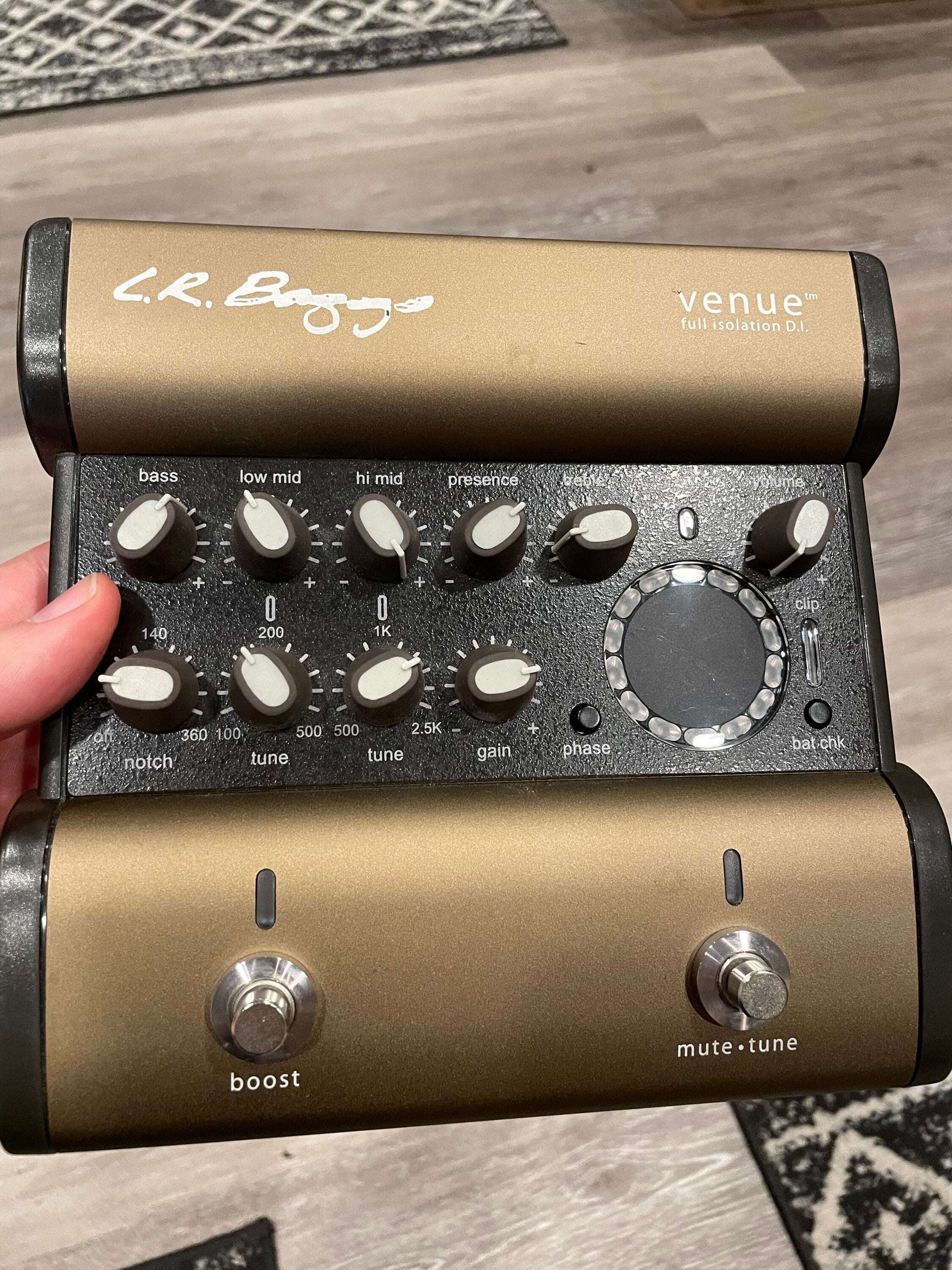 Used LR Baggs Venue DI Acoustic Guitar Preamp / DI / EQ / Tuner Pedal