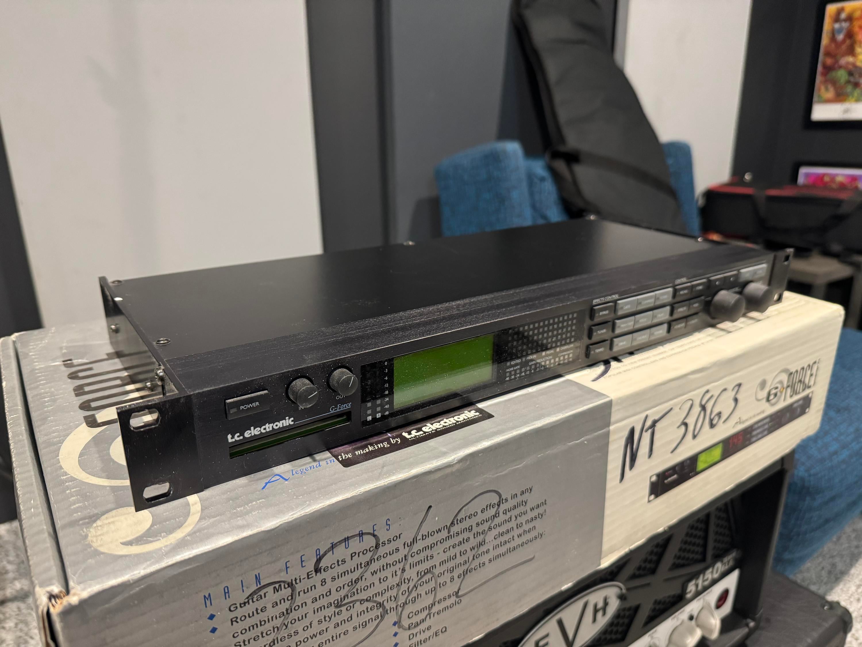 ギター tc electronic G-FORCE TC Electronic G-Force Guitar Multi Effects Processor