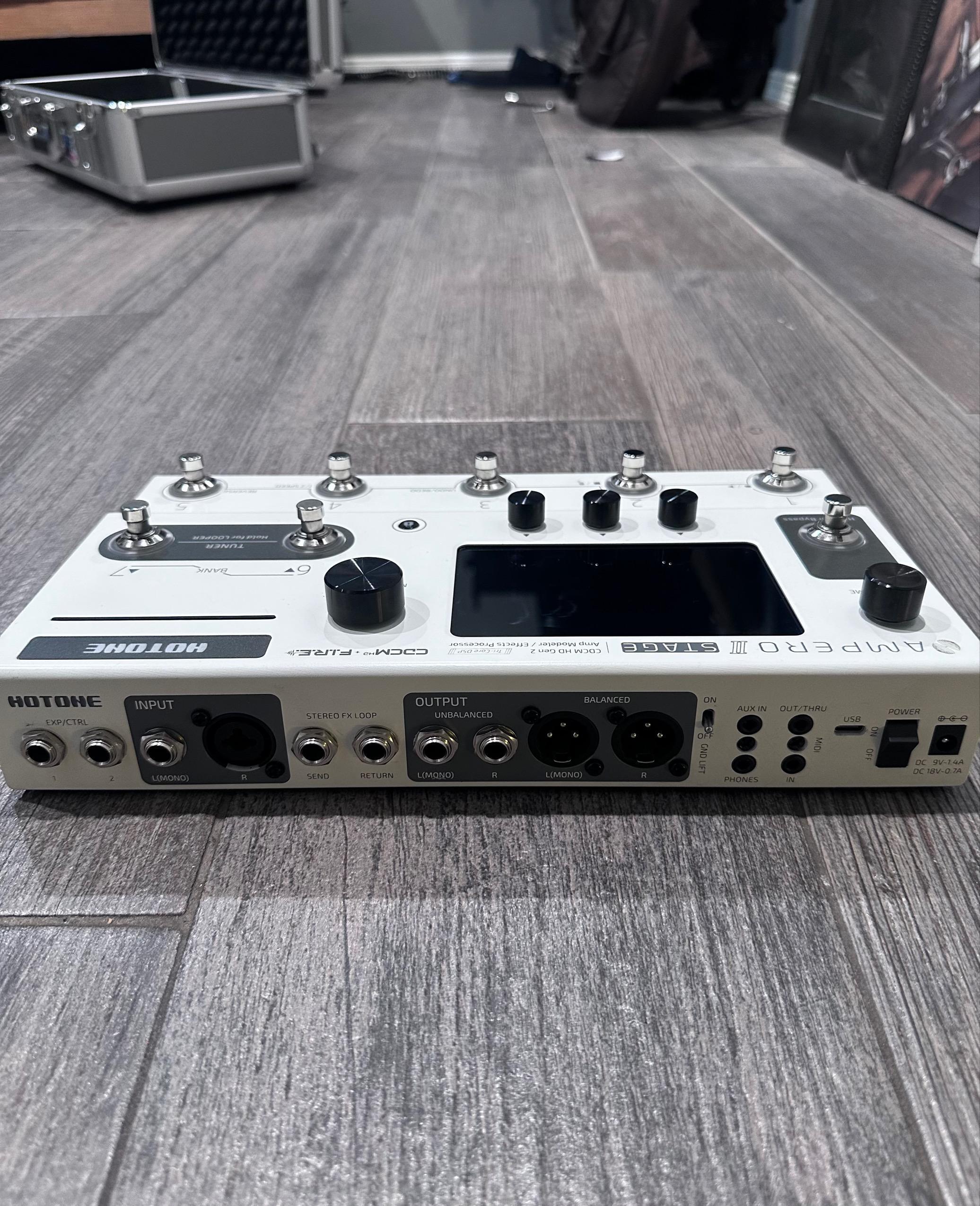 Used Hotone Ampero II Stage Amp - Sweetwater's Gear Exchange