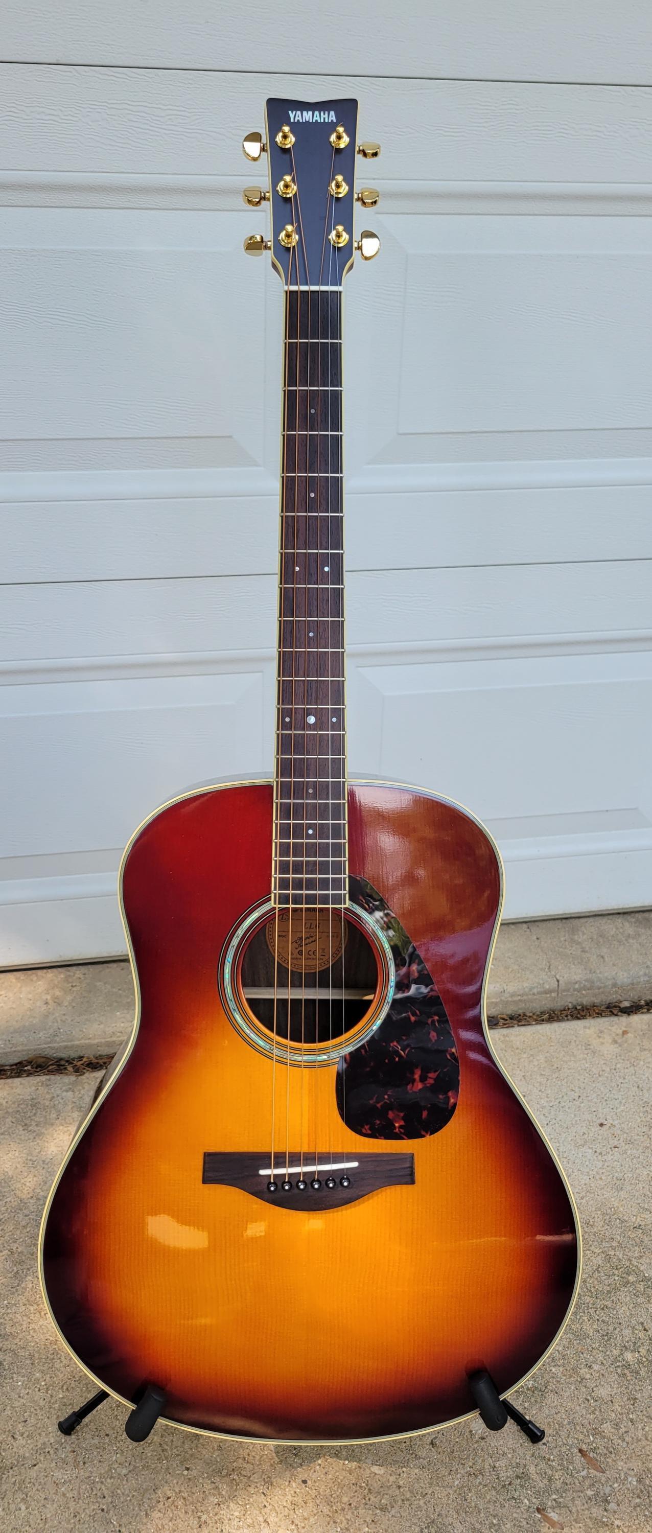 Used Yamaha LL6 ARE Original Jumbo - Brown Sunburst