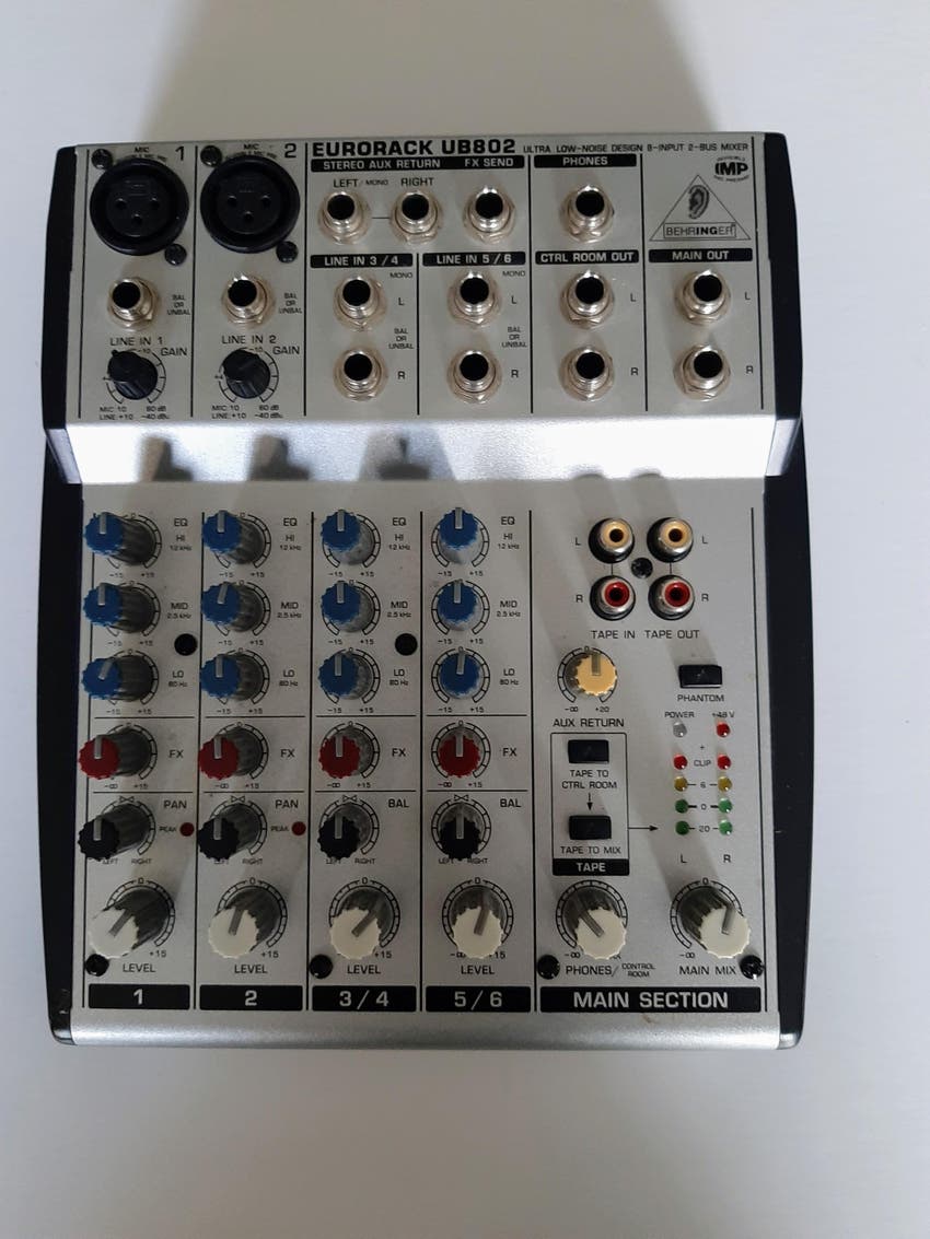 Used Behringer Eurorack UB802 8-Input 2-Bus Mixer | Sweetwater Gear ...