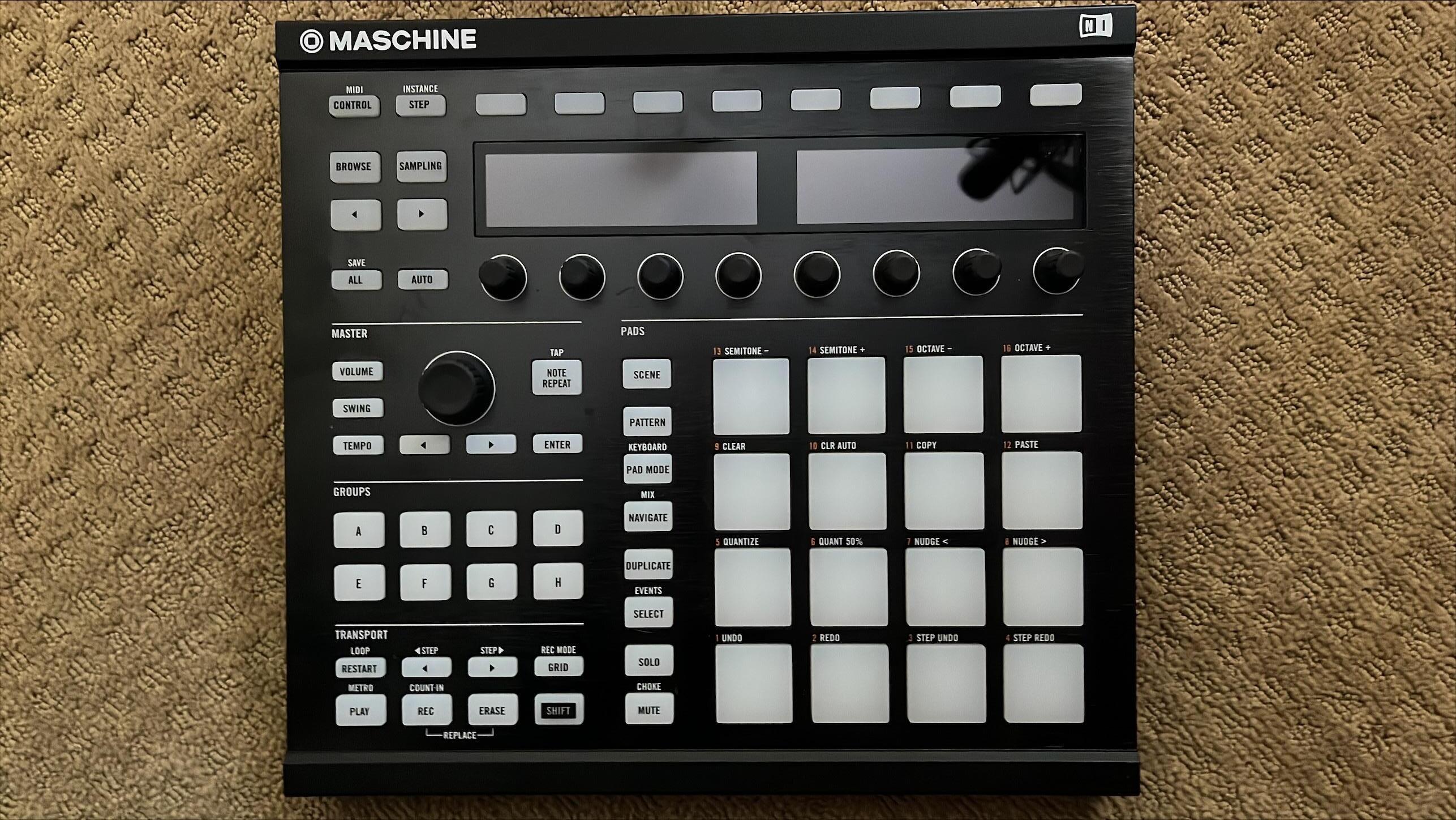 Used Native Instruments Maschine MK2 Groove Production Studio, Black