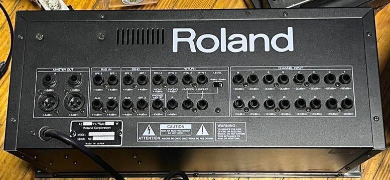 Used Roland M-160 Rack Mount Line Mixer