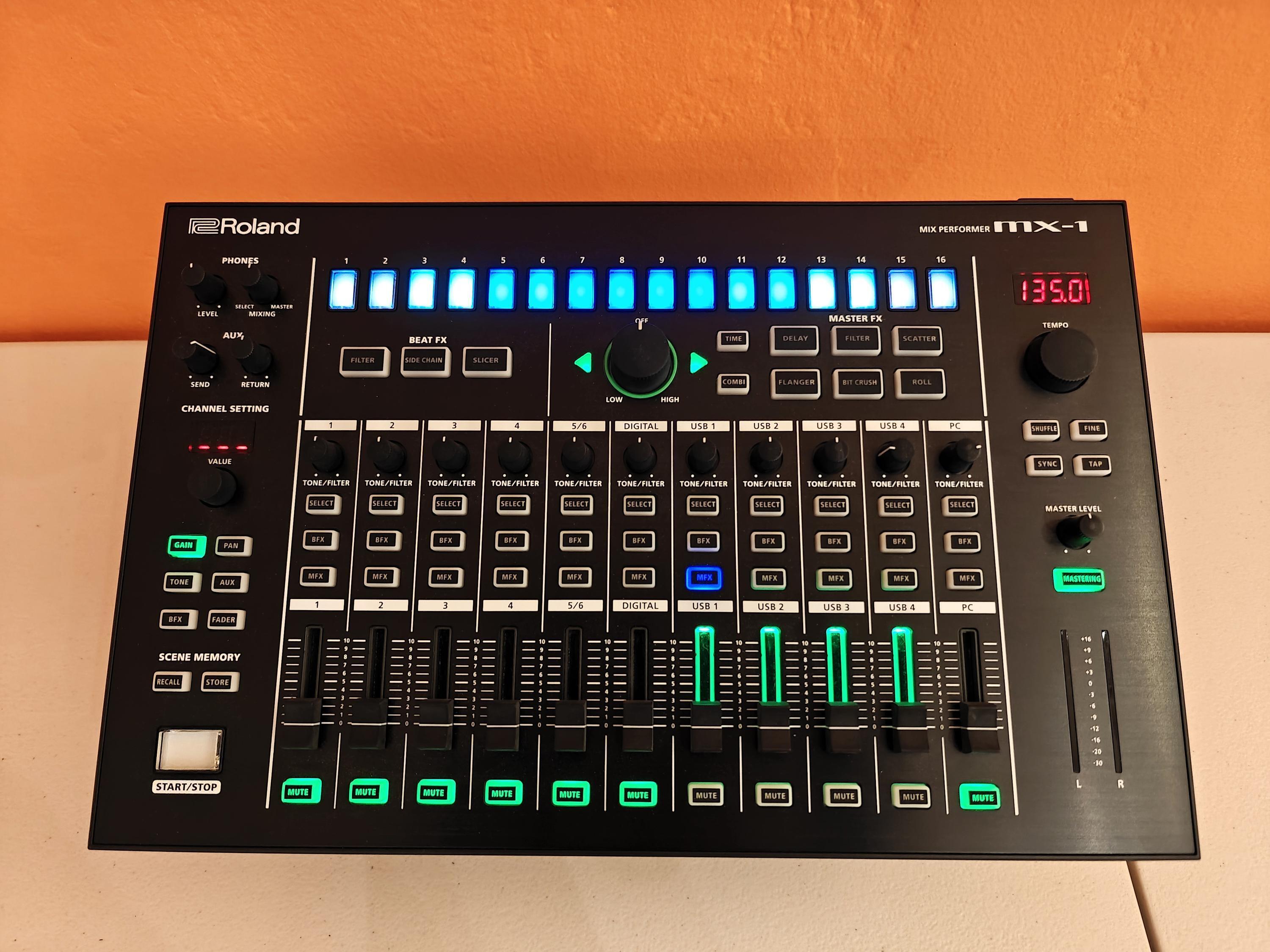 Used Roland AIRA MX-1 Mix Performer - Sweetwater's Gear Exchange