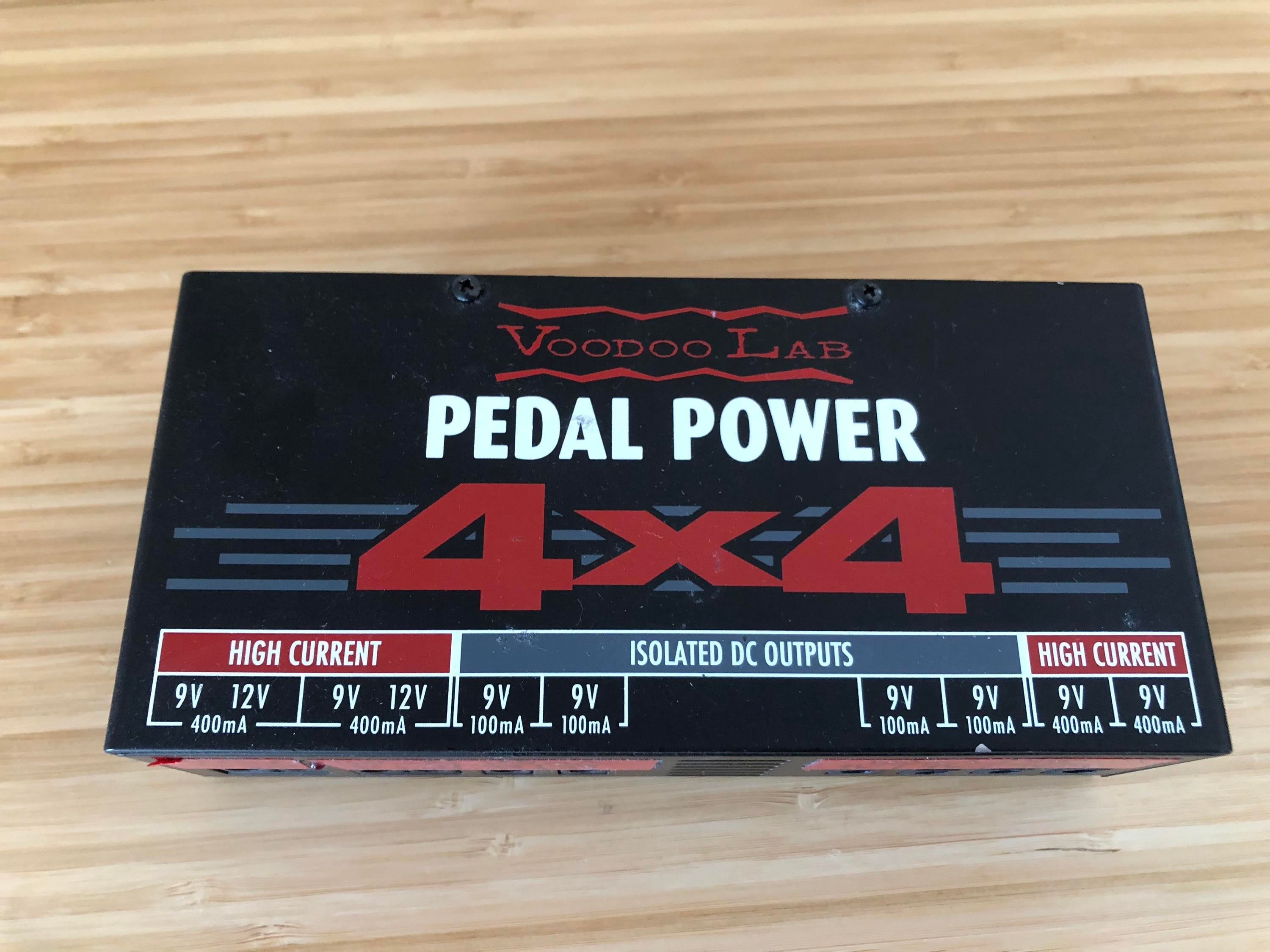 Used Voodoo Lab Pedal Power 4x4 8-output - Sweetwater's Gear Exchange