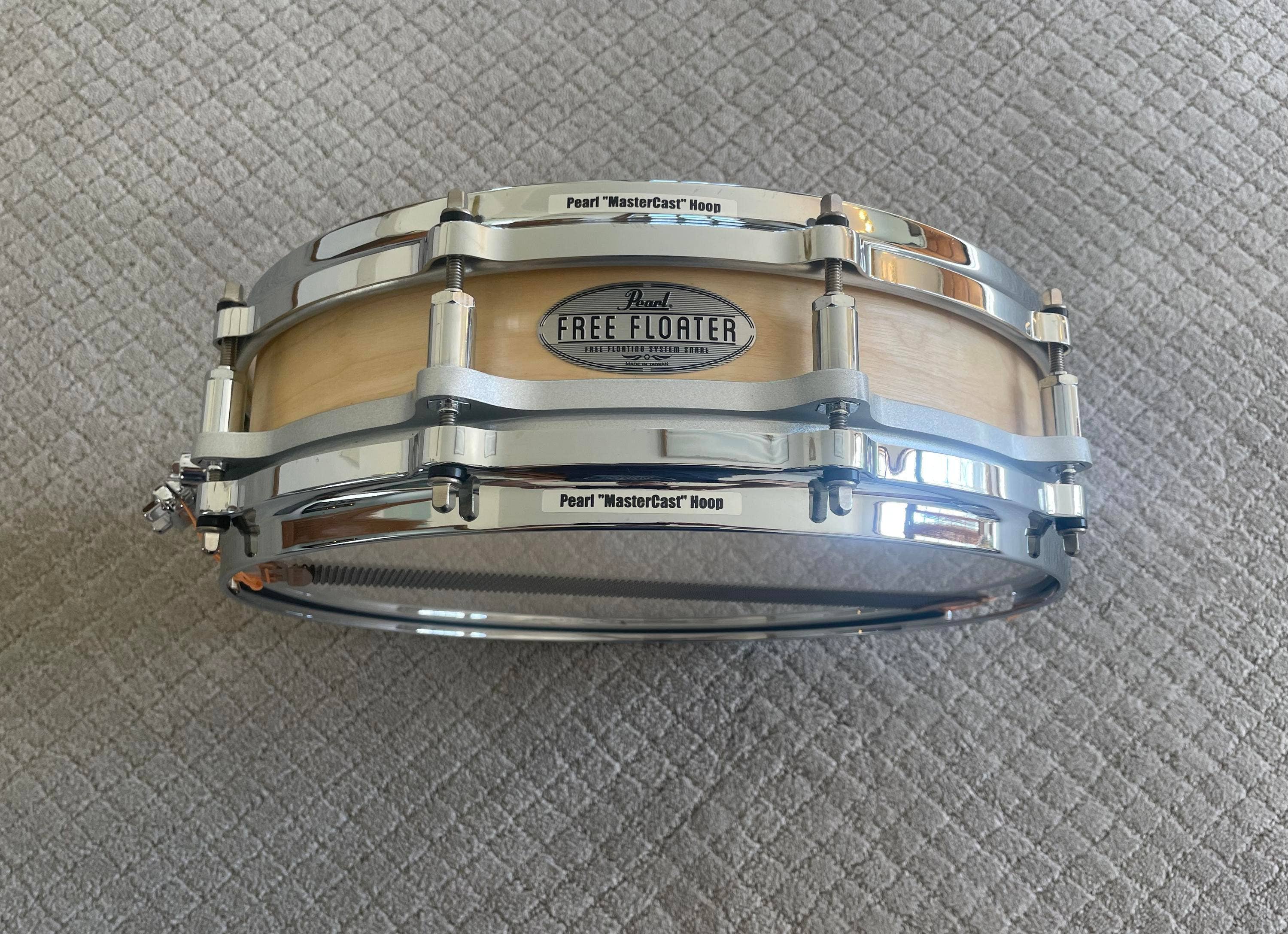 Used Pearl 3.5x14 FreeFloating Piccolo Snare Drum Sweetwater Gear