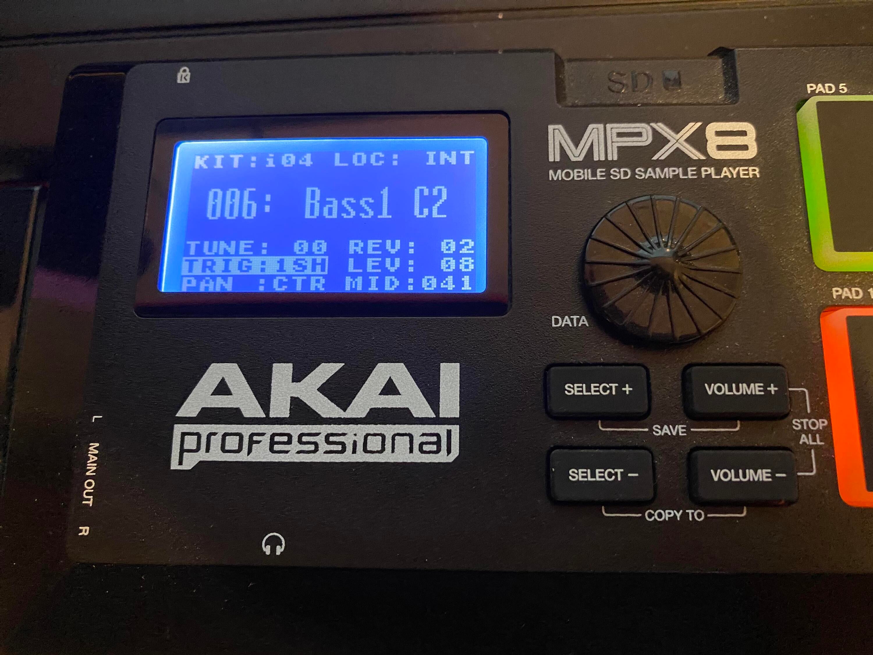 Used Akai Professional MPX8 SD Sample Pad Controller