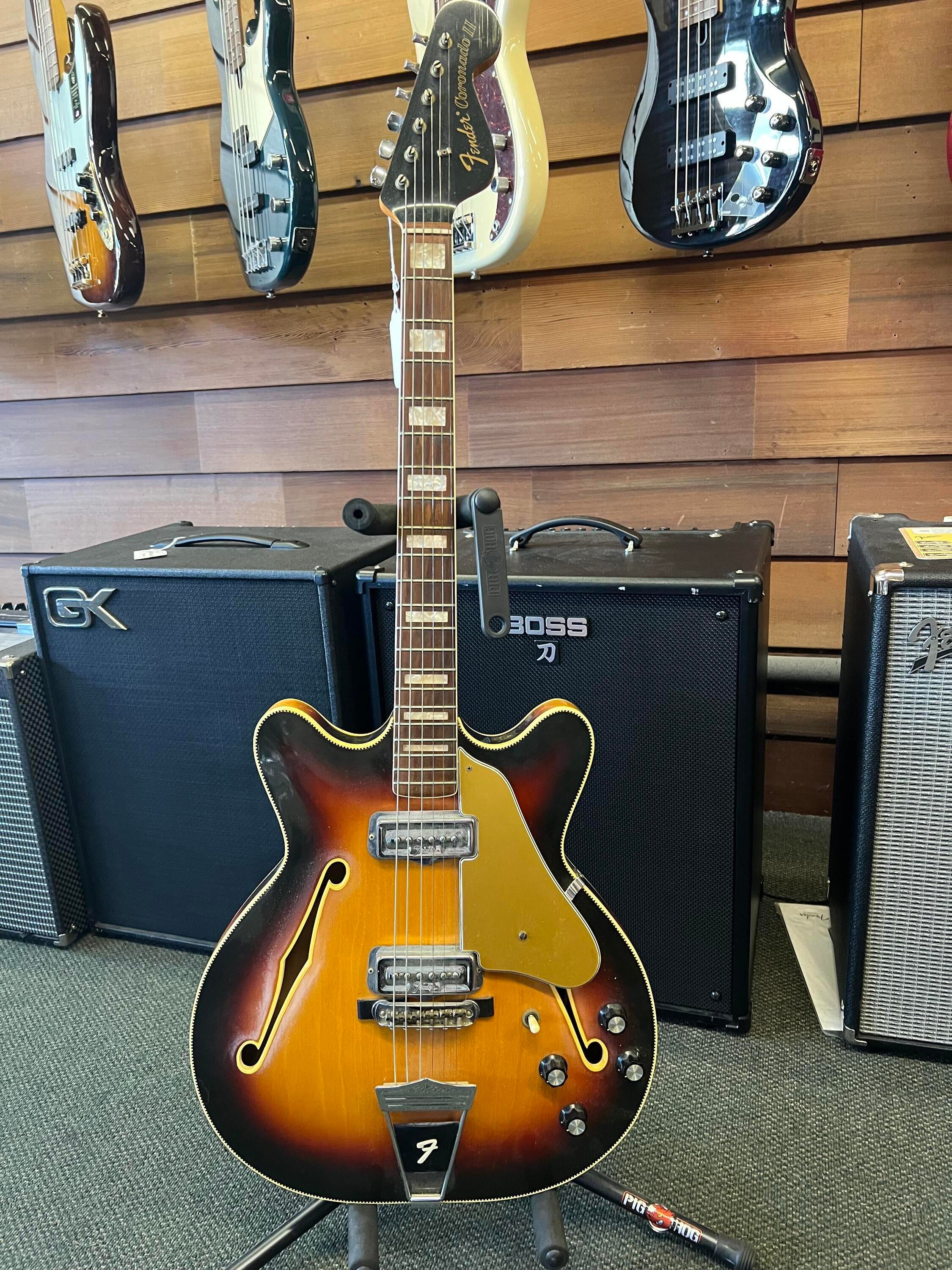 福袋 Used Fender Exchange Gear Sweetwater's - with II Coronado 1967 ギター