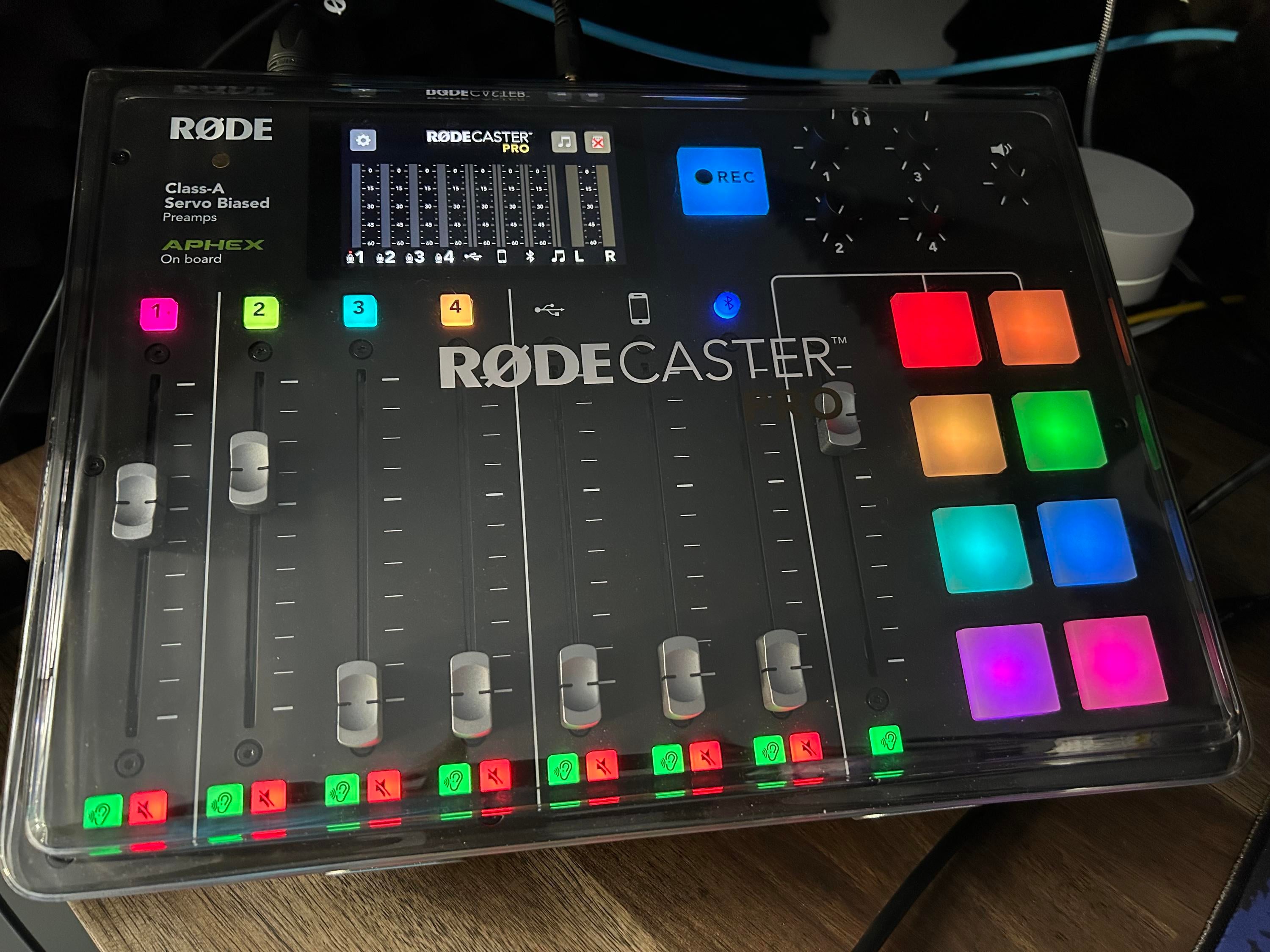 Used Rode Rodecaster Pro w/ RODE - Sweetwater's Gear Exchange