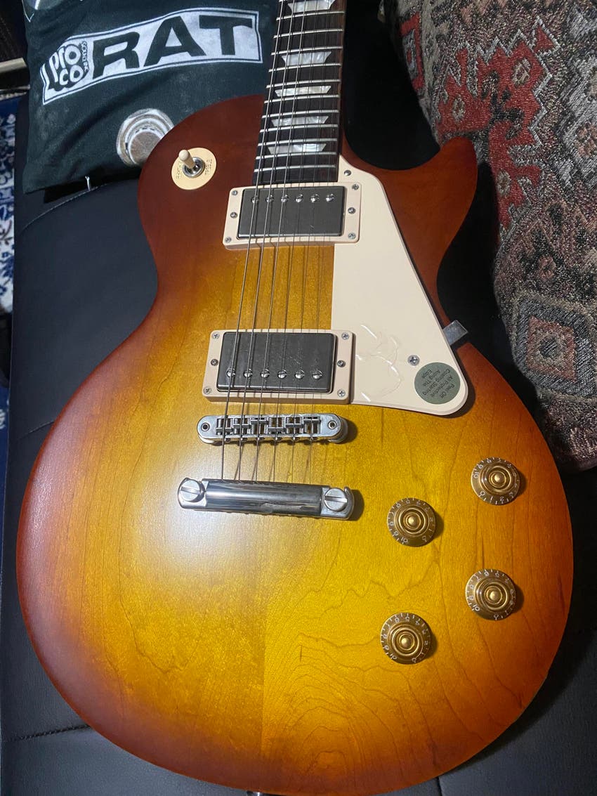 Les Paul Tribute - Satin Cherry Sunburst