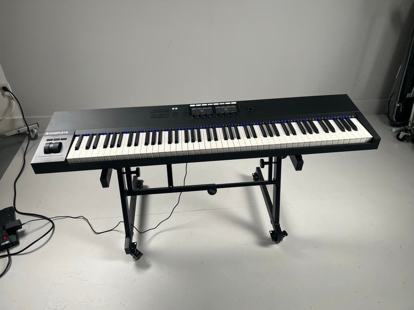 Used Native Instruments Komplete Kontrol S88 Gear Exchange