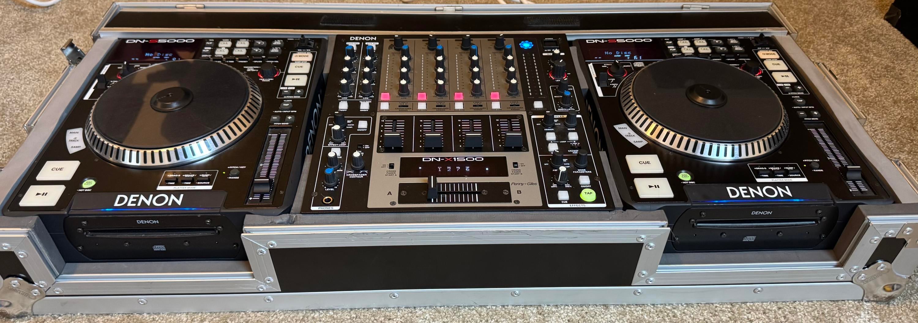 Used Denon DN S5000 pro media - Sweetwater's Gear Exchange