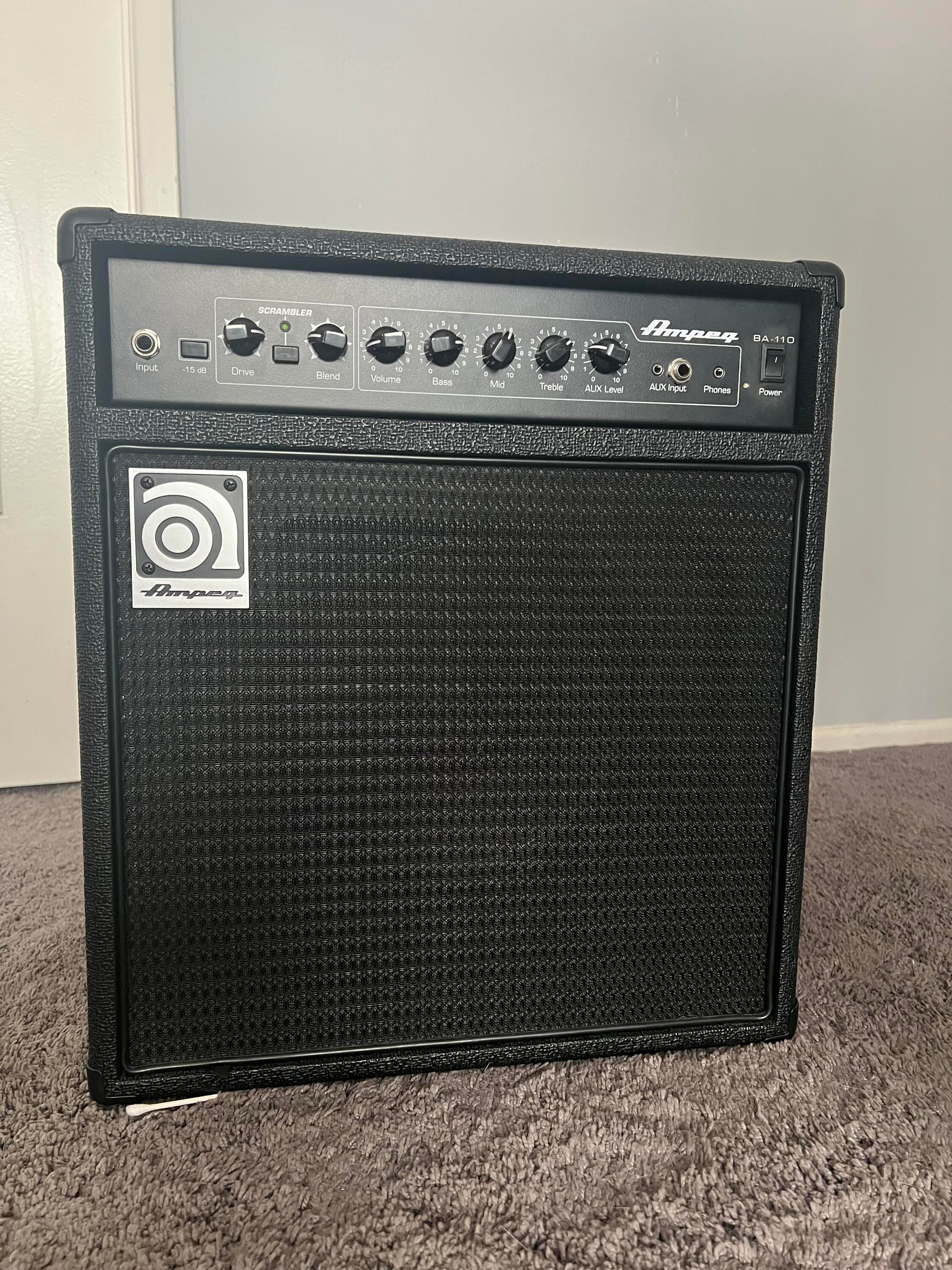 Used Ampeg BA 110 V2 40 Watt Bass Combo Amp