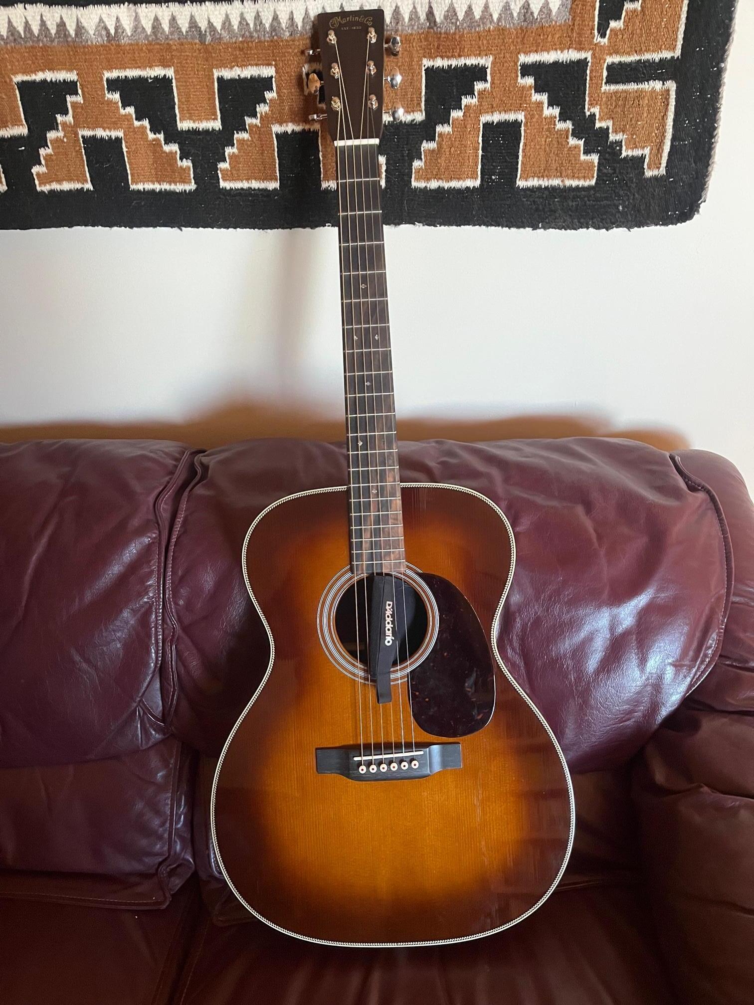 Used Martin 000-28, Standard 2022, Ambertone Auditorium Acoustic Guitar  w/OHSC