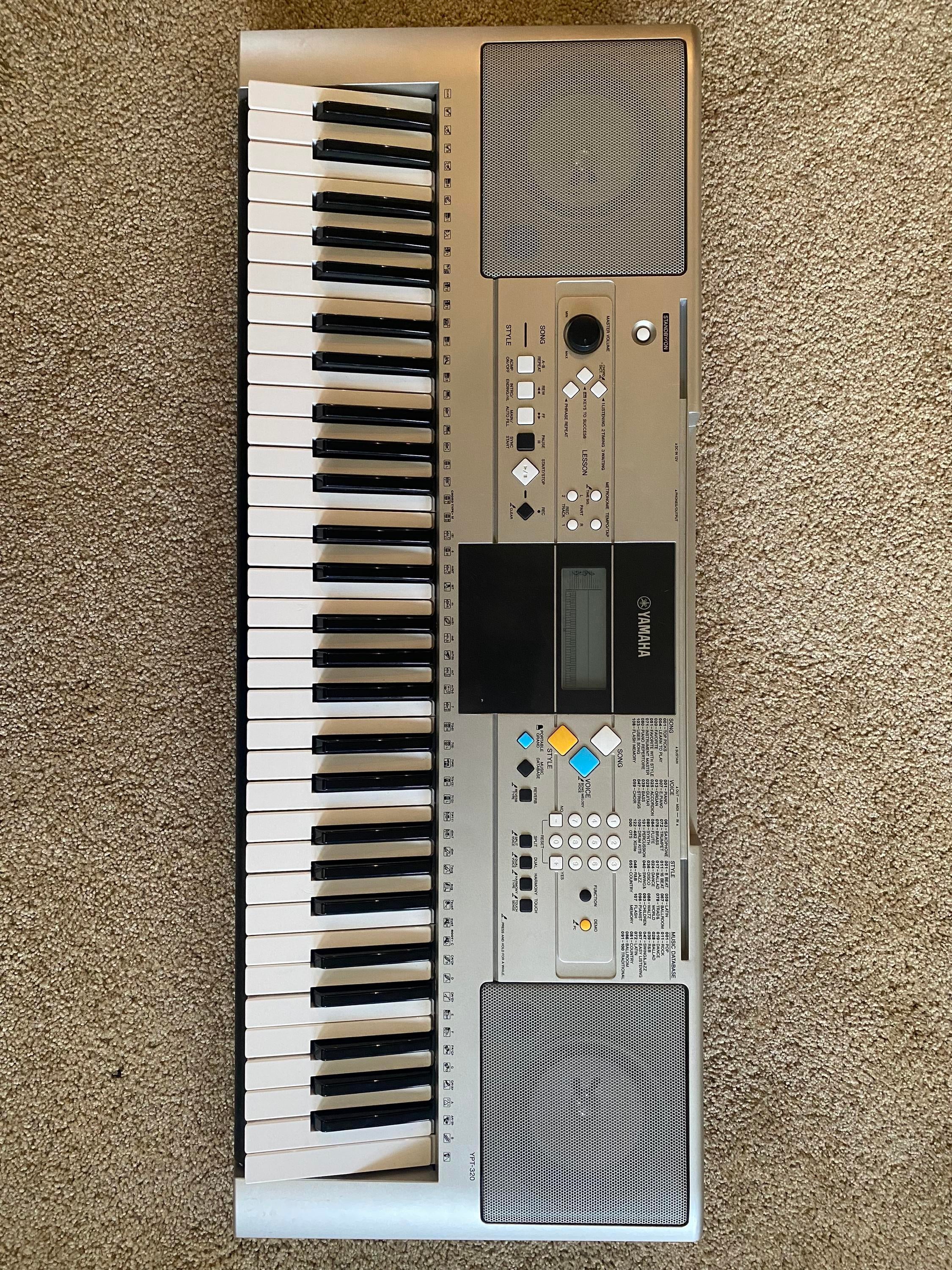 Used Yamaha YPT320 Digital Keyboard Sweetwater's Gear Exchange