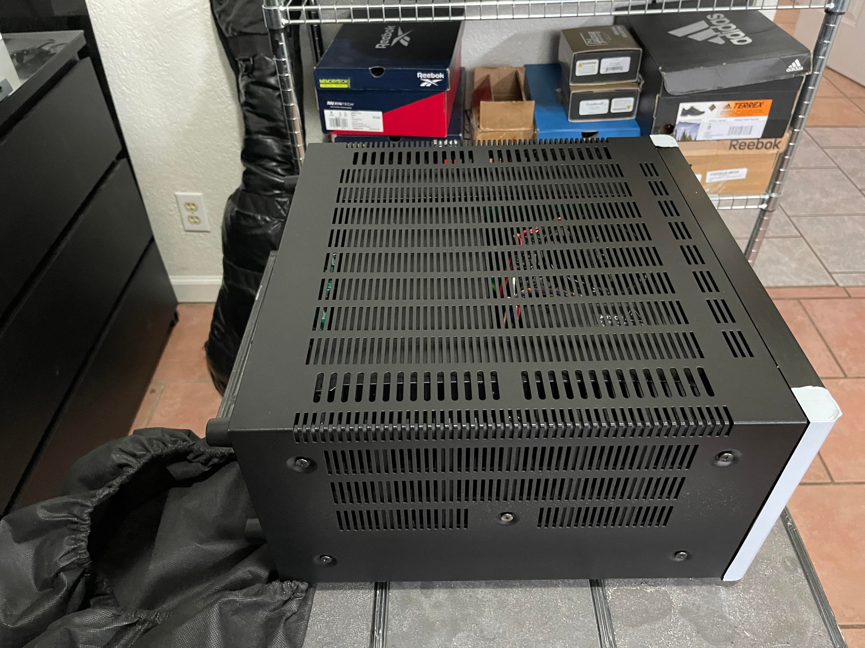 Used Rotel RB-1590 Stereo power - Sweetwater's Gear Exchange Used Rotel RB-1590 Stereo power - Sweetwater's Gear Exchange