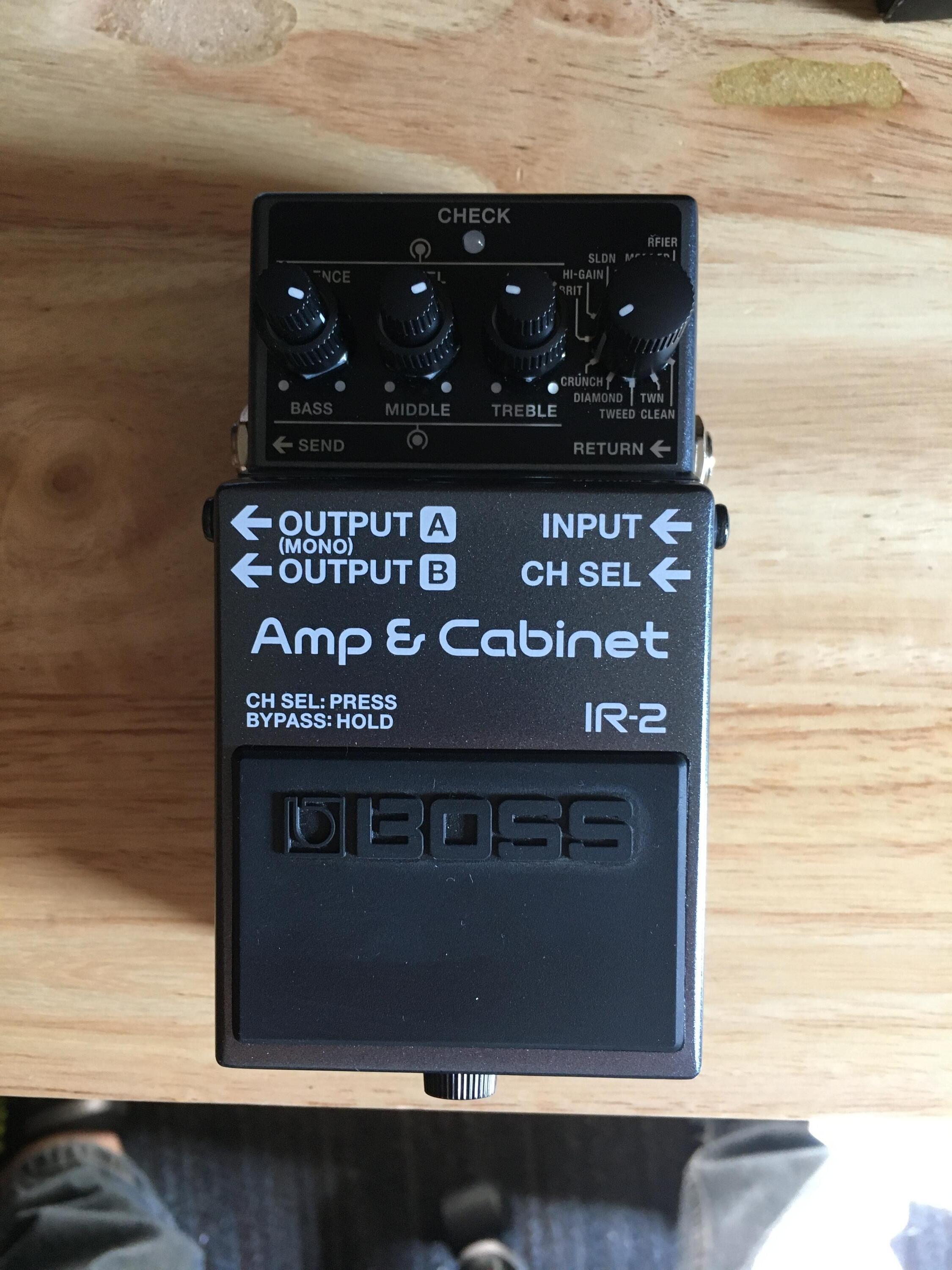 Used Boss IR-2 Amp and IR Cabinet Pedal - Sweetwater's Gear Exchange