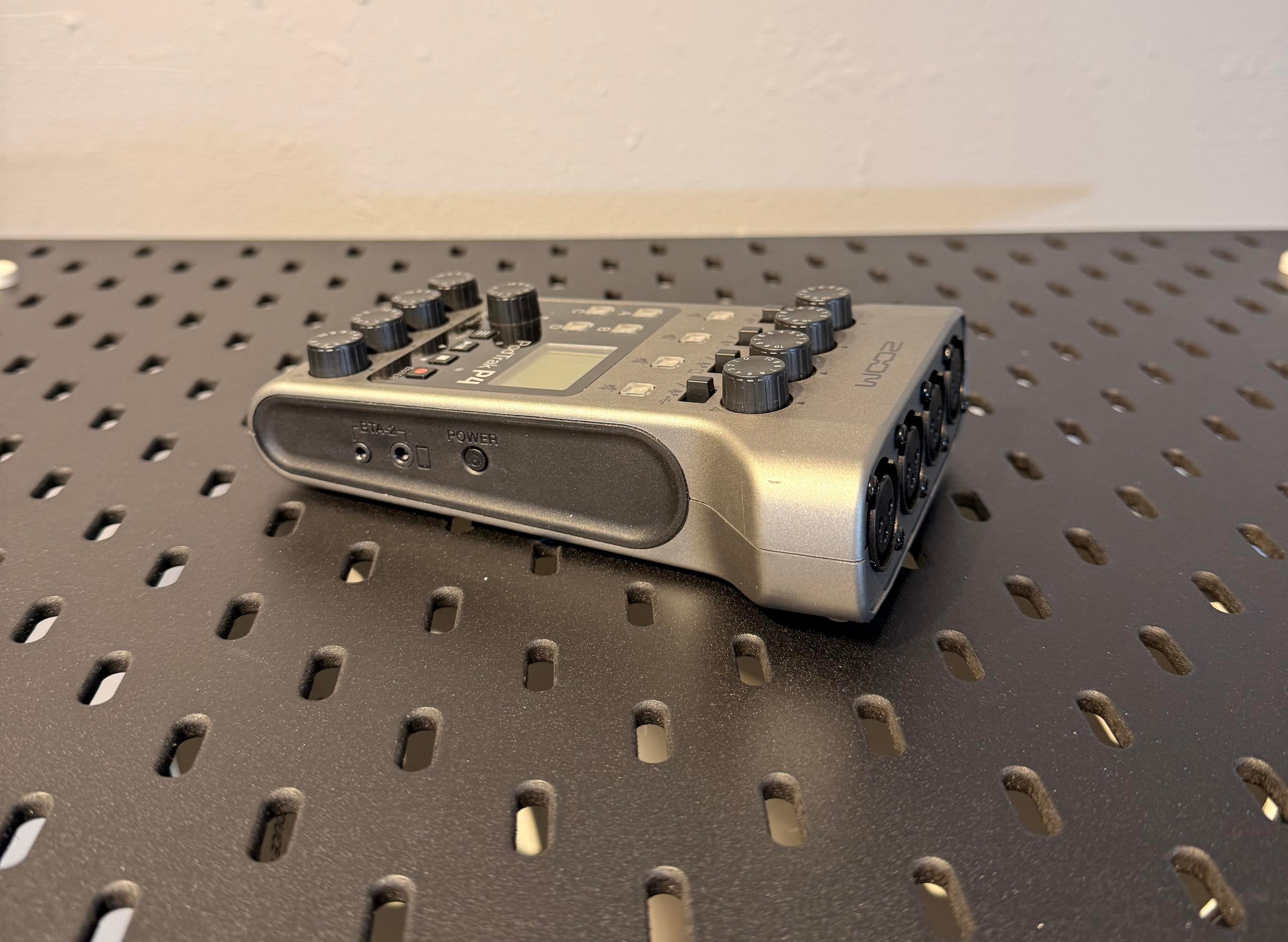 Used Zoom PodTrak P4 4-input - Sweetwater's Gear Exchange