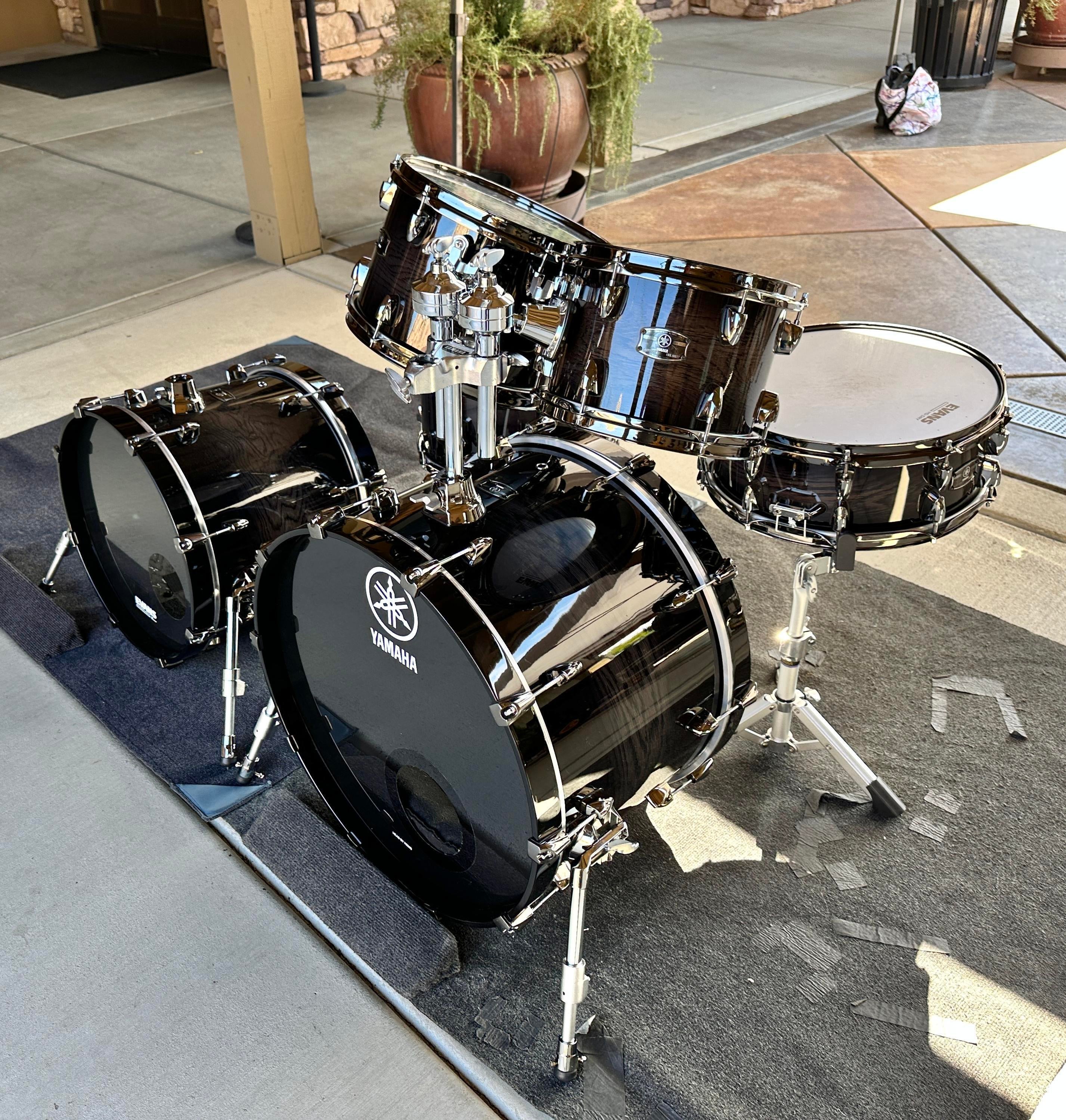 Used Yamaha Live Custom Oak Shell Pack - Sweetwater's Gear Exchange