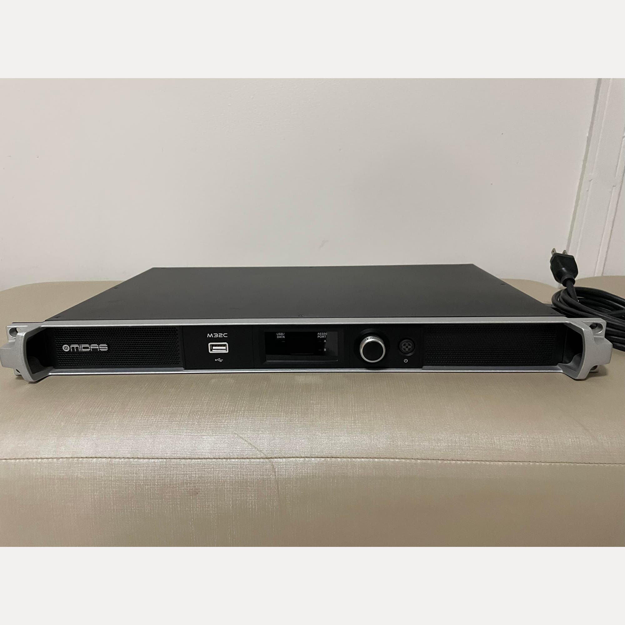 Used Midas M32C 40-channel Digital - Sweetwater's Gear Exchange